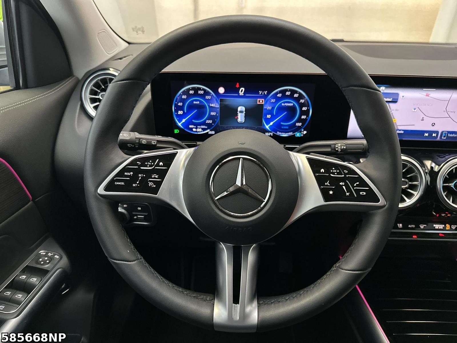 Fahrzeugabbildung Mercedes-Benz EQA Progressive AHK LED Kamera PTS SHZ 18