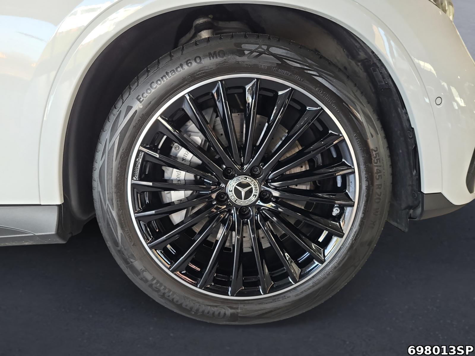 Fahrzeugabbildung Mercedes-Benz GLC 300 d 4M AMG Pano Kamera 20