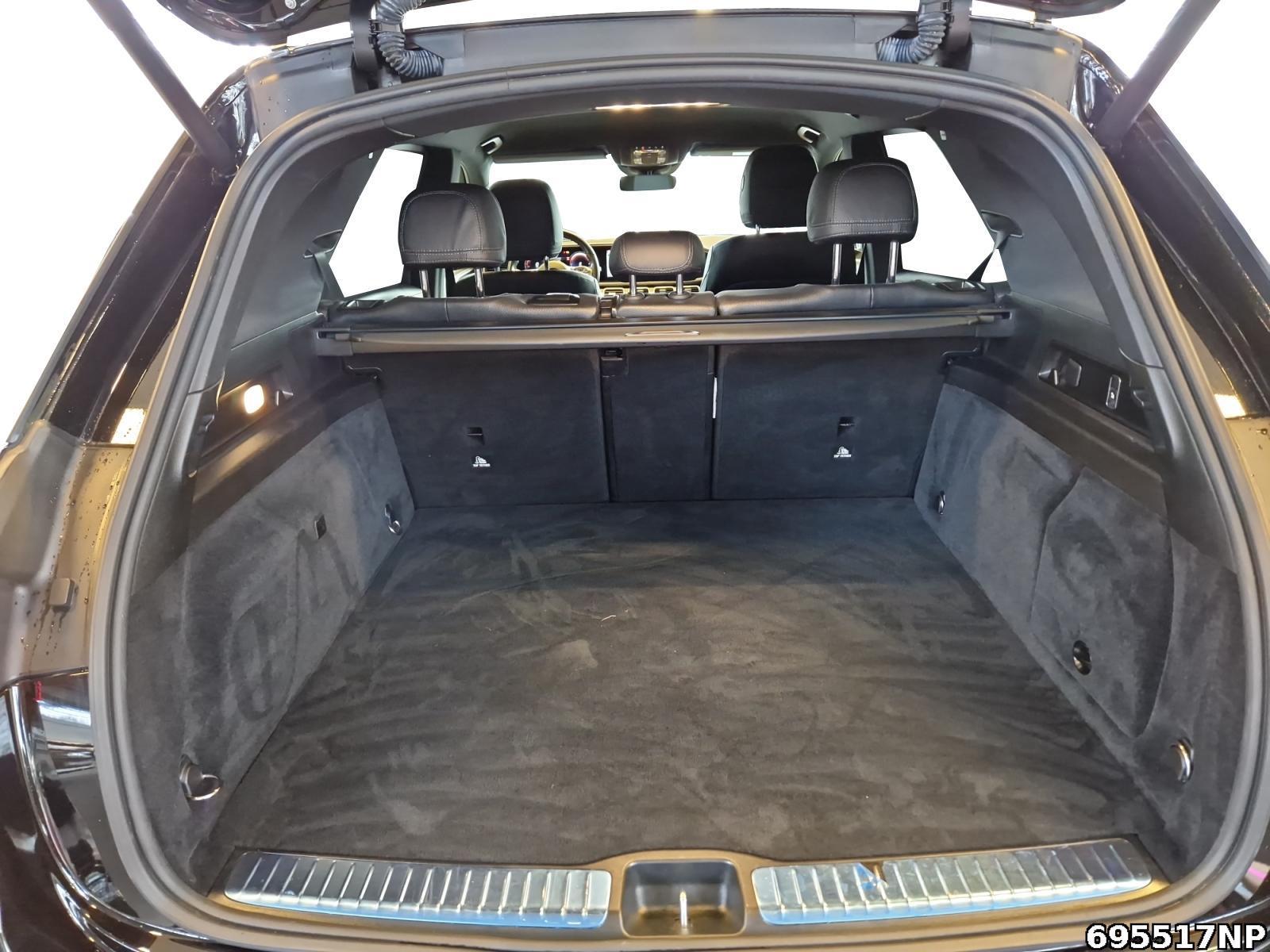Fahrzeugabbildung Mercedes-Benz GLE 350 e 4matic AMG Line AHK Airmatic Night 22