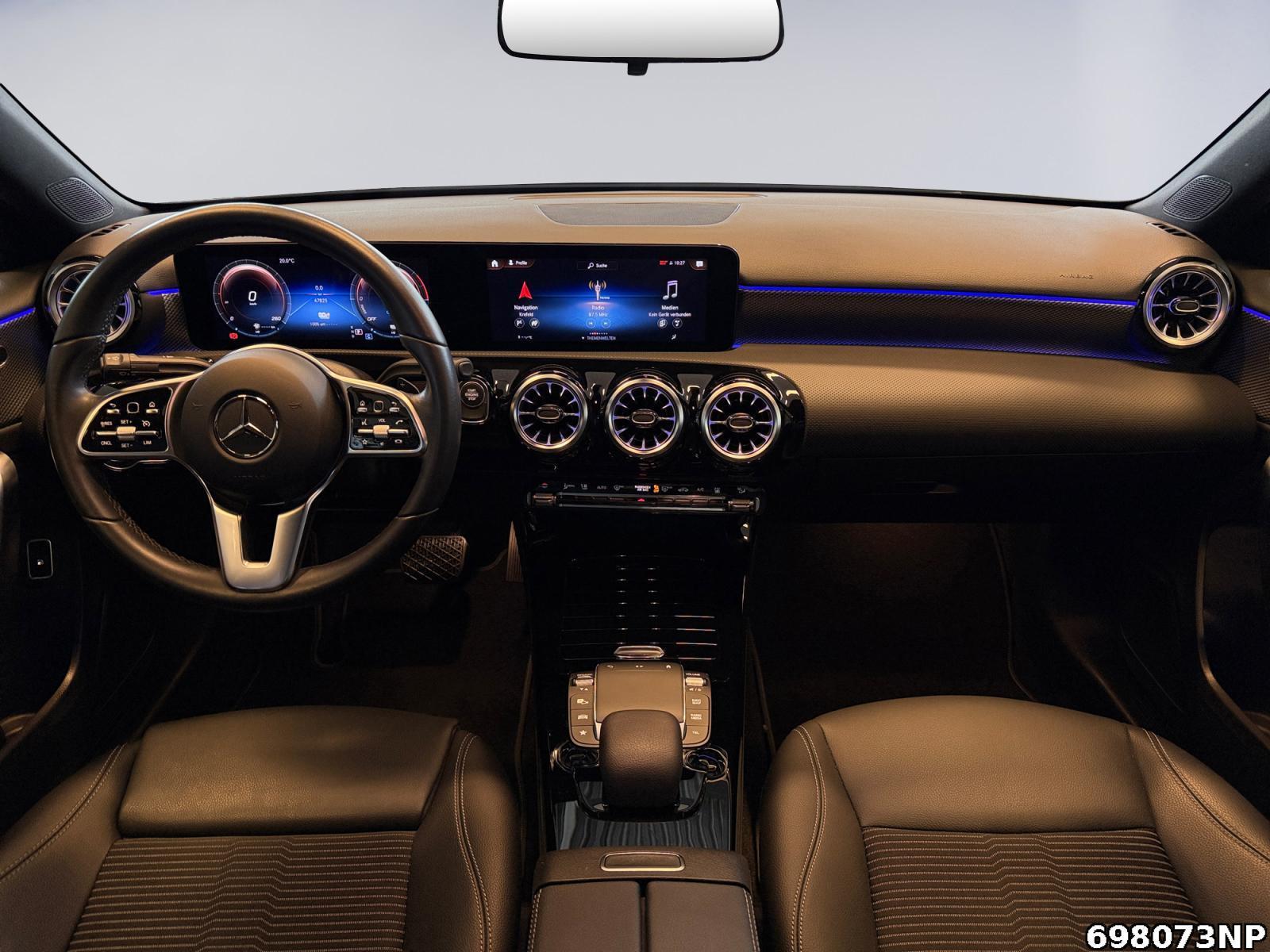 Fahrzeugabbildung Mercedes-Benz A 250 Progressive Limousine Night Kamera LED