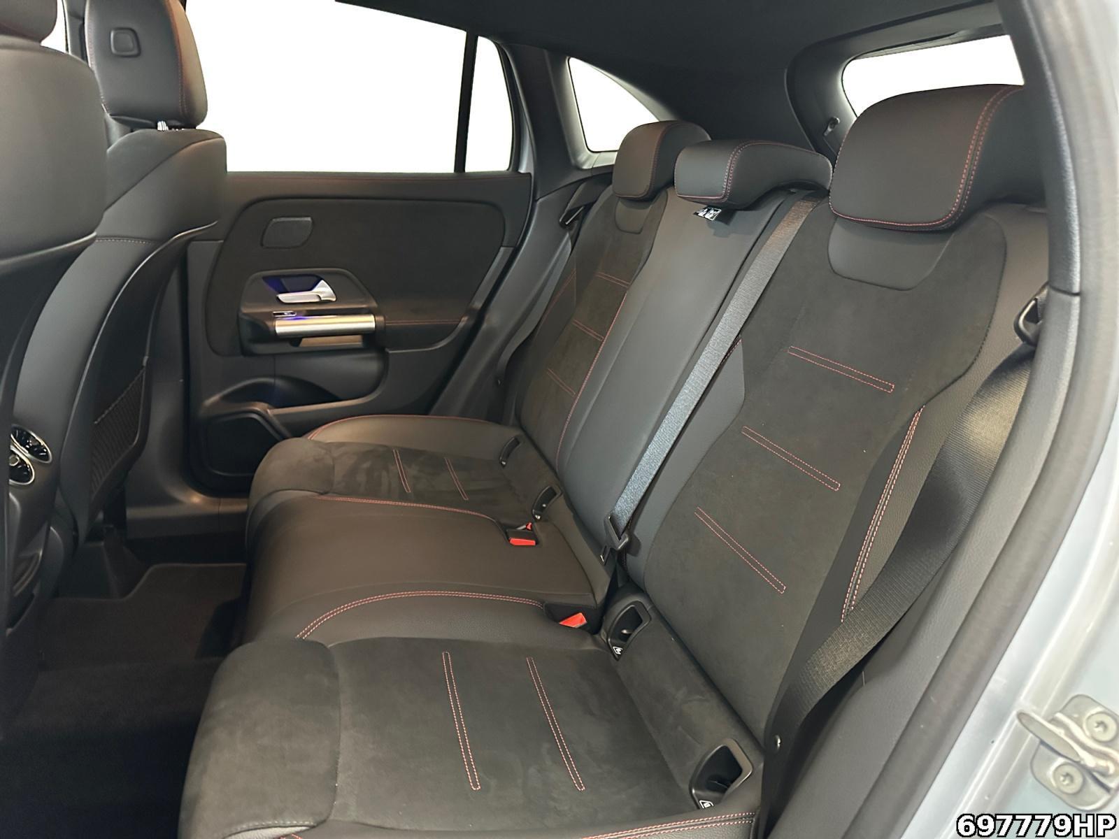 Fahrzeugabbildung Mercedes-Benz GLA 220 d 4M AMG AHK Lenkradhzg Kamera KEYLESS