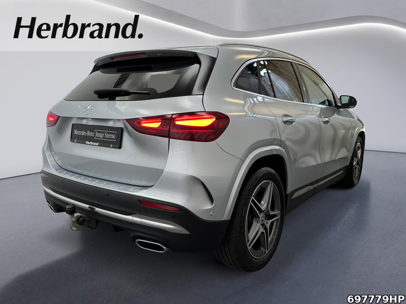 Fahrzeugabbildung Mercedes-Benz GLA 220 d 4M AMG AHK Lenkradhzg Kamera KEYLESS