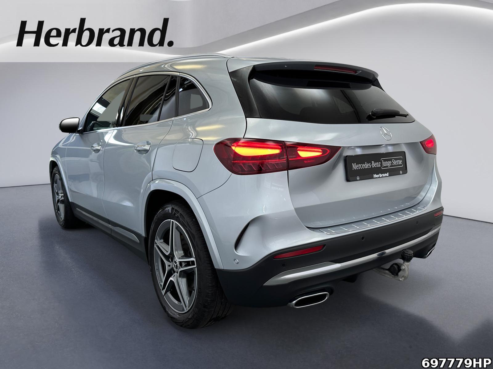 Fahrzeugabbildung Mercedes-Benz GLA 220 d 4M AMG AHK Lenkradhzg Kamera KEYLESS