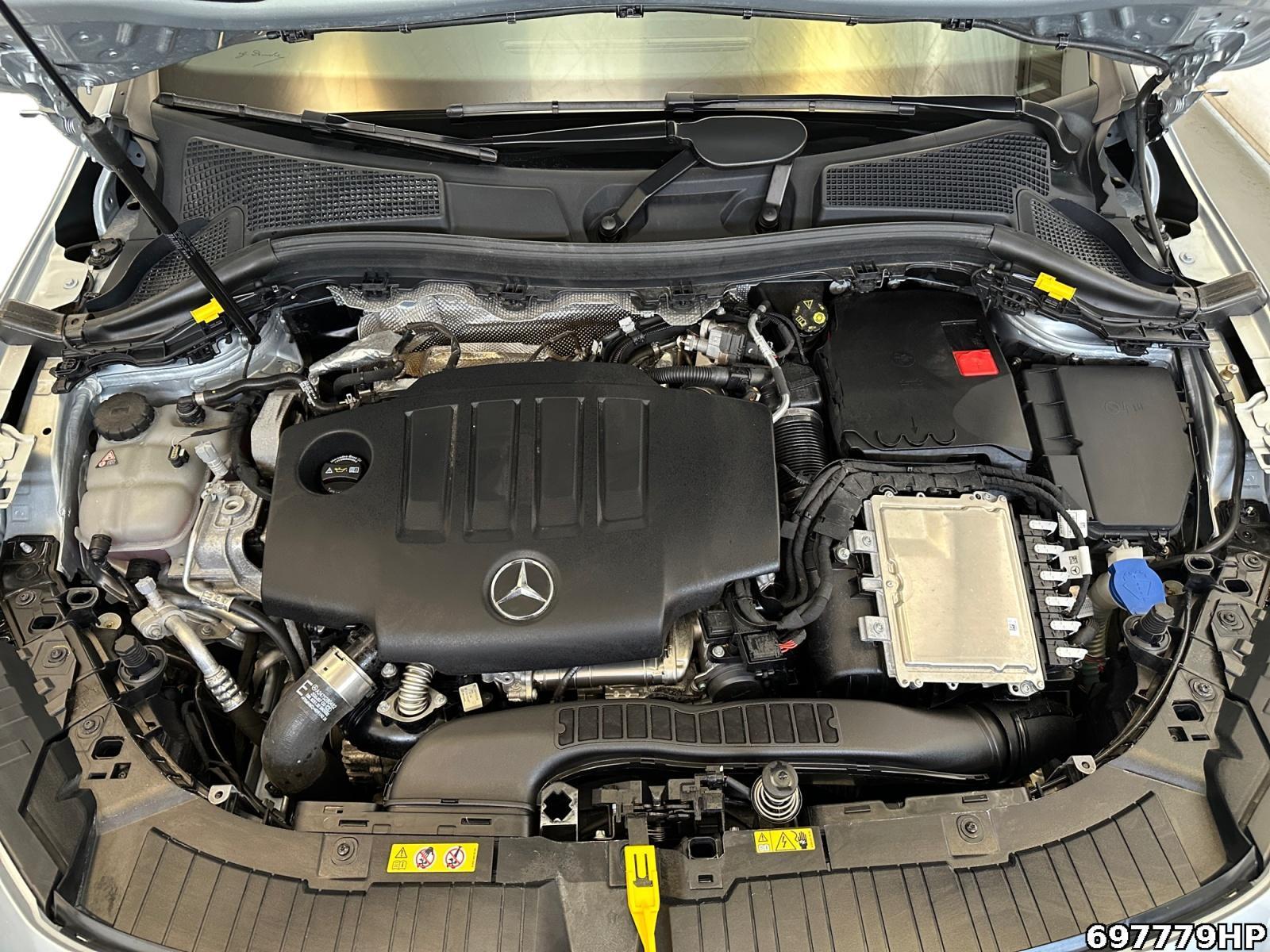 Fahrzeugabbildung Mercedes-Benz GLA 220 d 4M AMG AHK Lenkradhzg Kamera KEYLESS