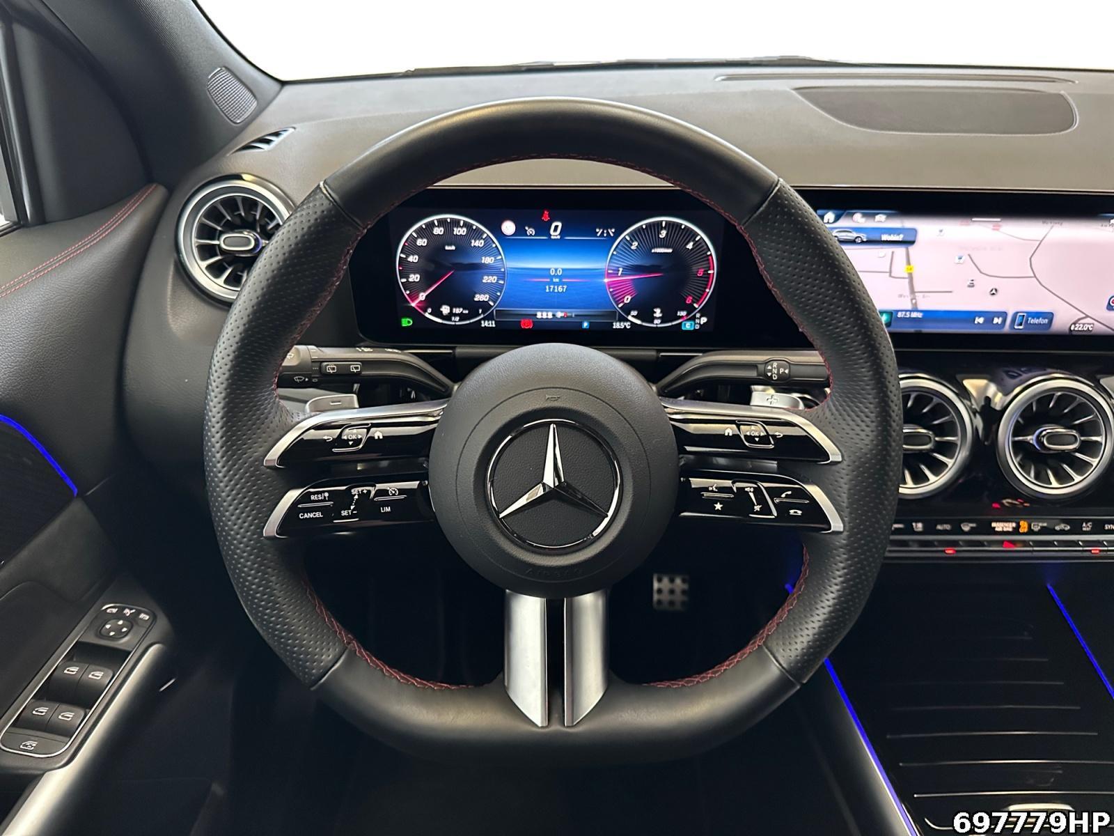 Fahrzeugabbildung Mercedes-Benz GLA 220 d 4M AMG AHK Lenkradhzg Kamera KEYLESS