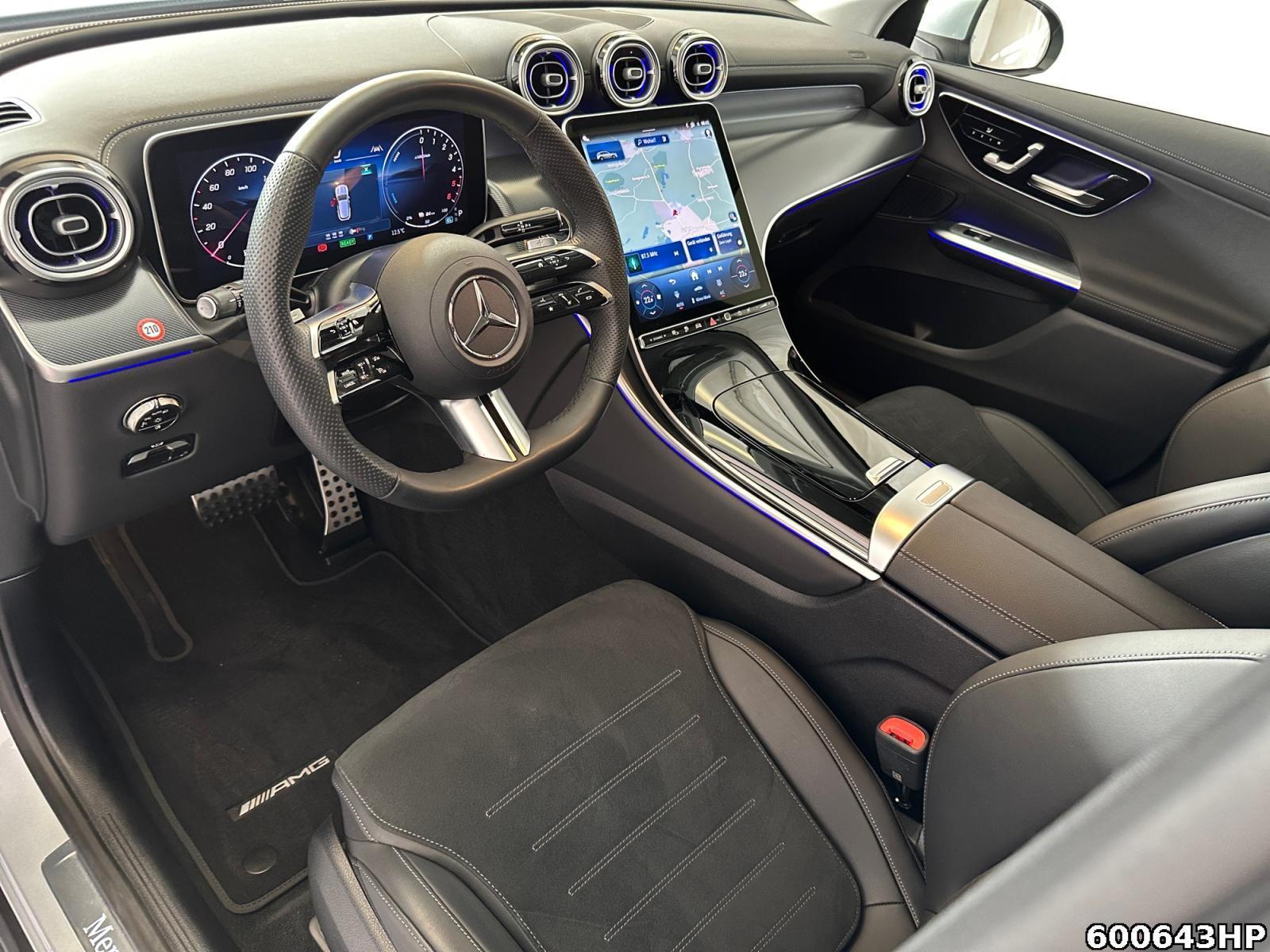 Fahrzeugabbildung Mercedes-Benz GLC 300 de AMG DigitalLight Distronic AHK Memory