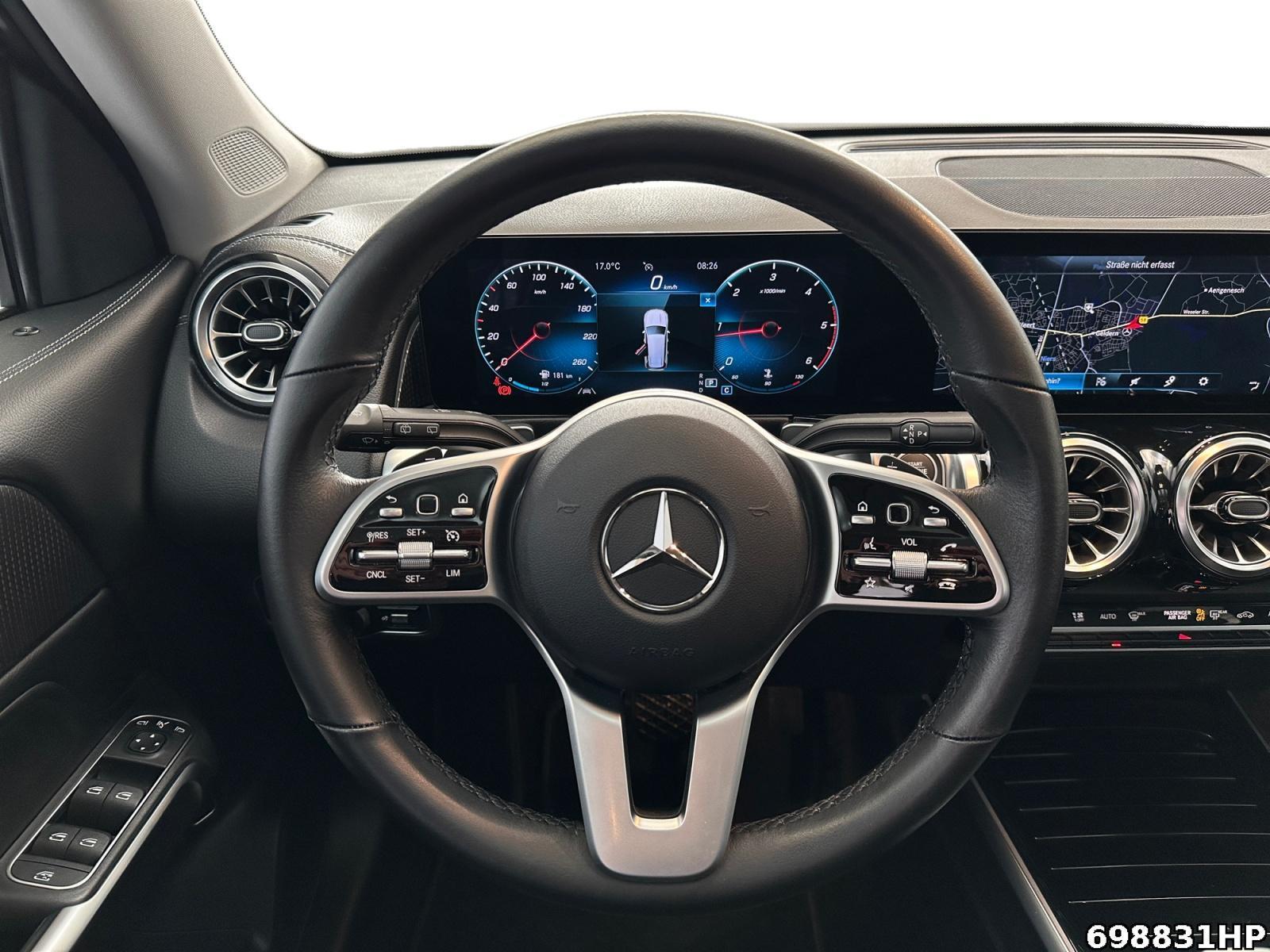 Fahrzeugabbildung Mercedes-Benz GLB 200 Progressive Pano AHK CarPlay KEYLESS GO