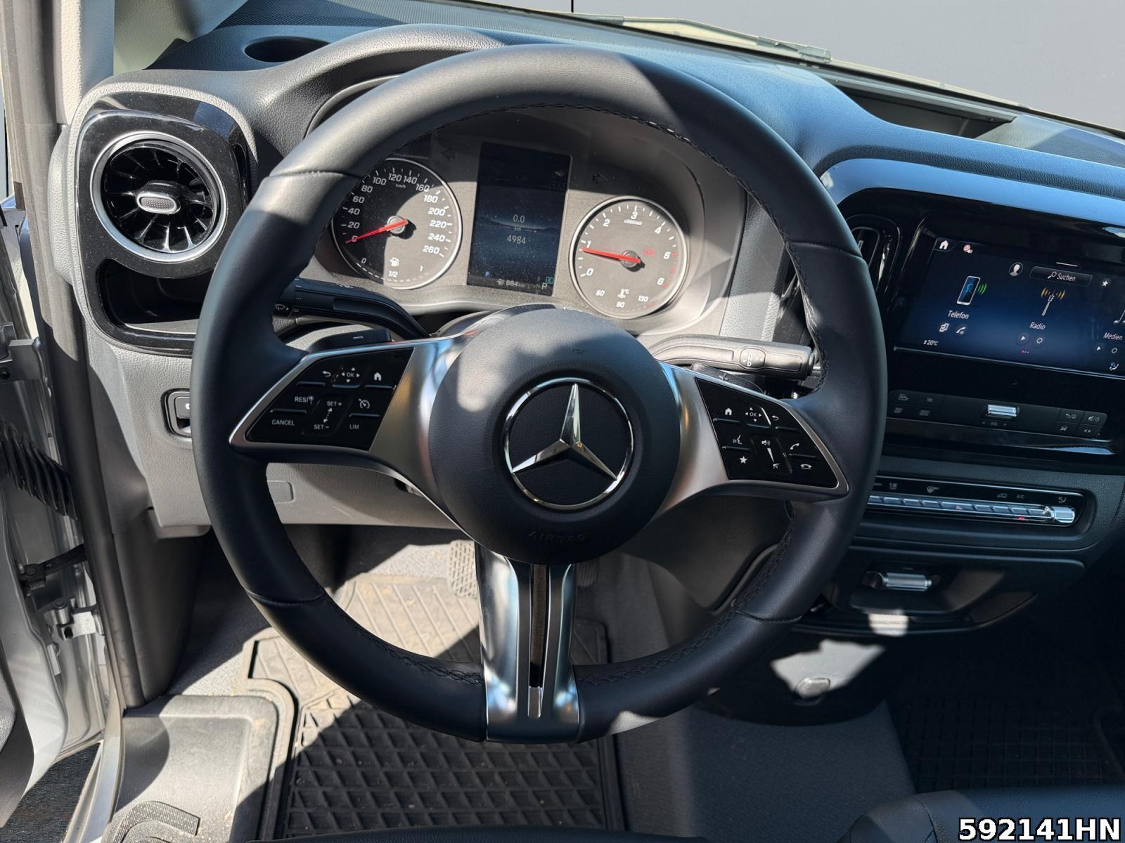 Fahrzeugabbildung Mercedes-Benz Vito 114 L SELECT *MULTIBEAM*AHK*LEDER*9G-TRONIC