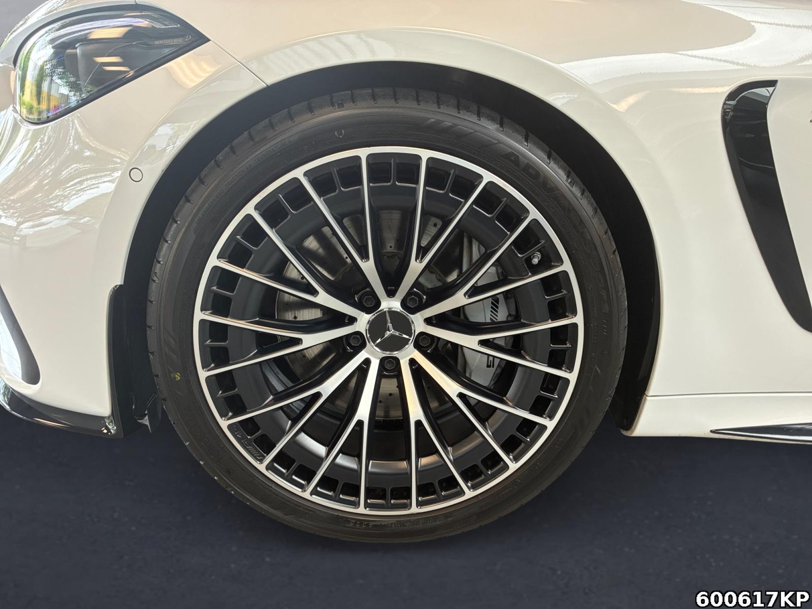Fahrzeugabbildung Mercedes-Benz CLE 53 AMG 4M+ Coupe Pano AHK Burmester 360° 20