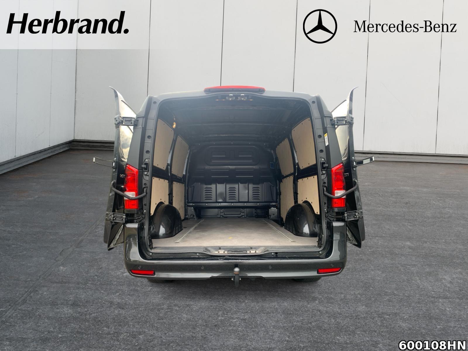 Fahrzeugabbildung Mercedes-Benz Vito 116 PRO L MULTIBEAM*AHK 2,5*KAM*9G-TRONIC*
