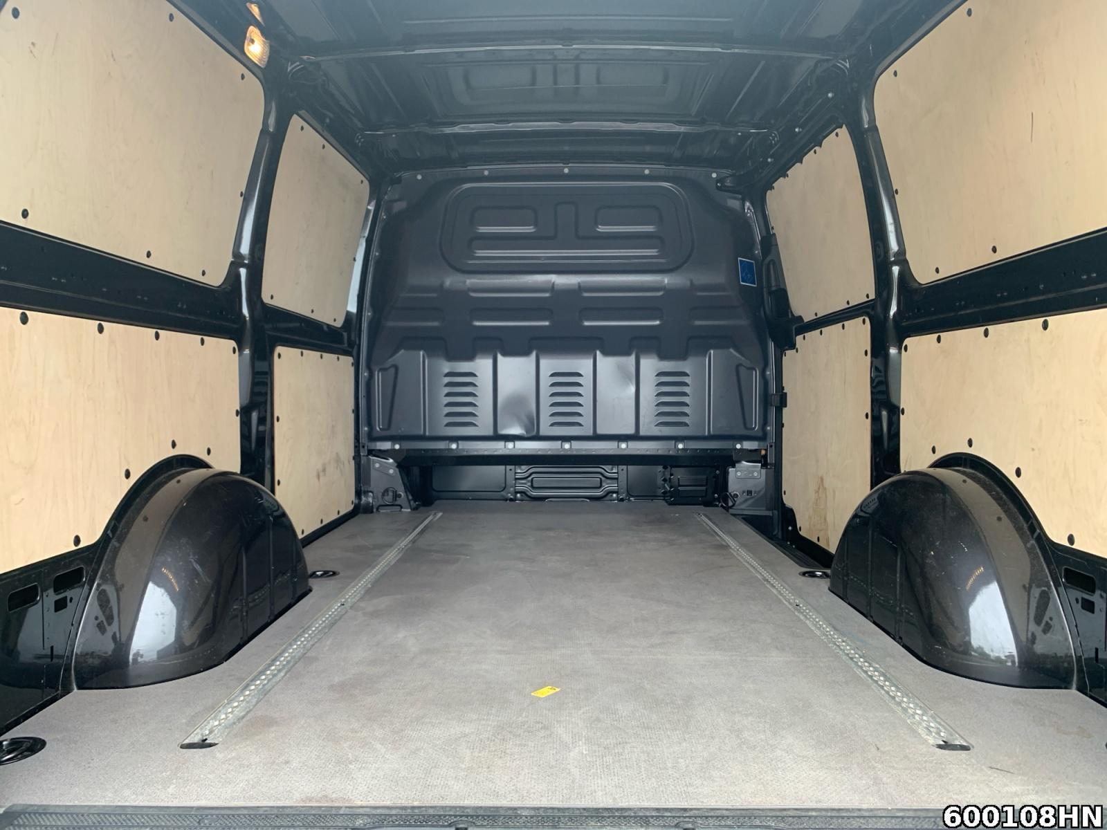 Fahrzeugabbildung Mercedes-Benz Vito 116 PRO L MULTIBEAM*AHK 2,5*KAM*9G-TRONIC*