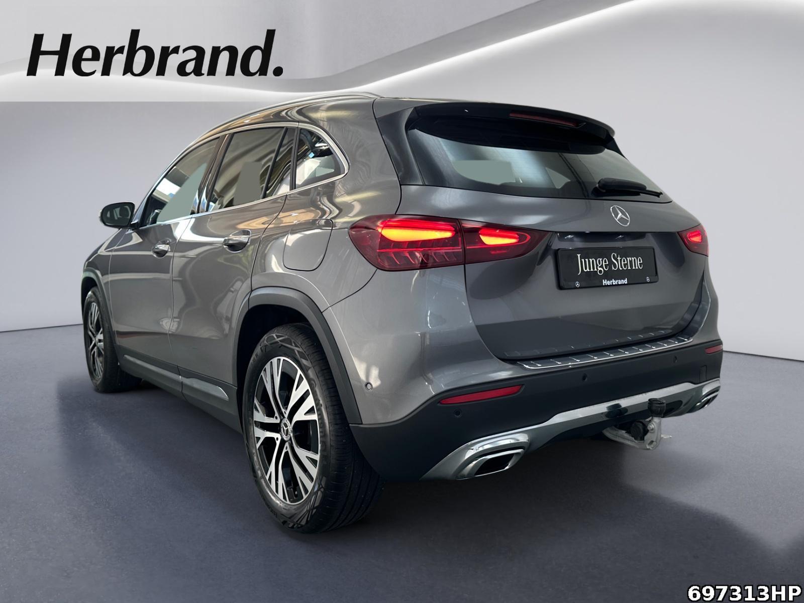 Fahrzeugabbildung Mercedes-Benz GLA 220 4M Progressive Offroad AHK Lenkradhzg