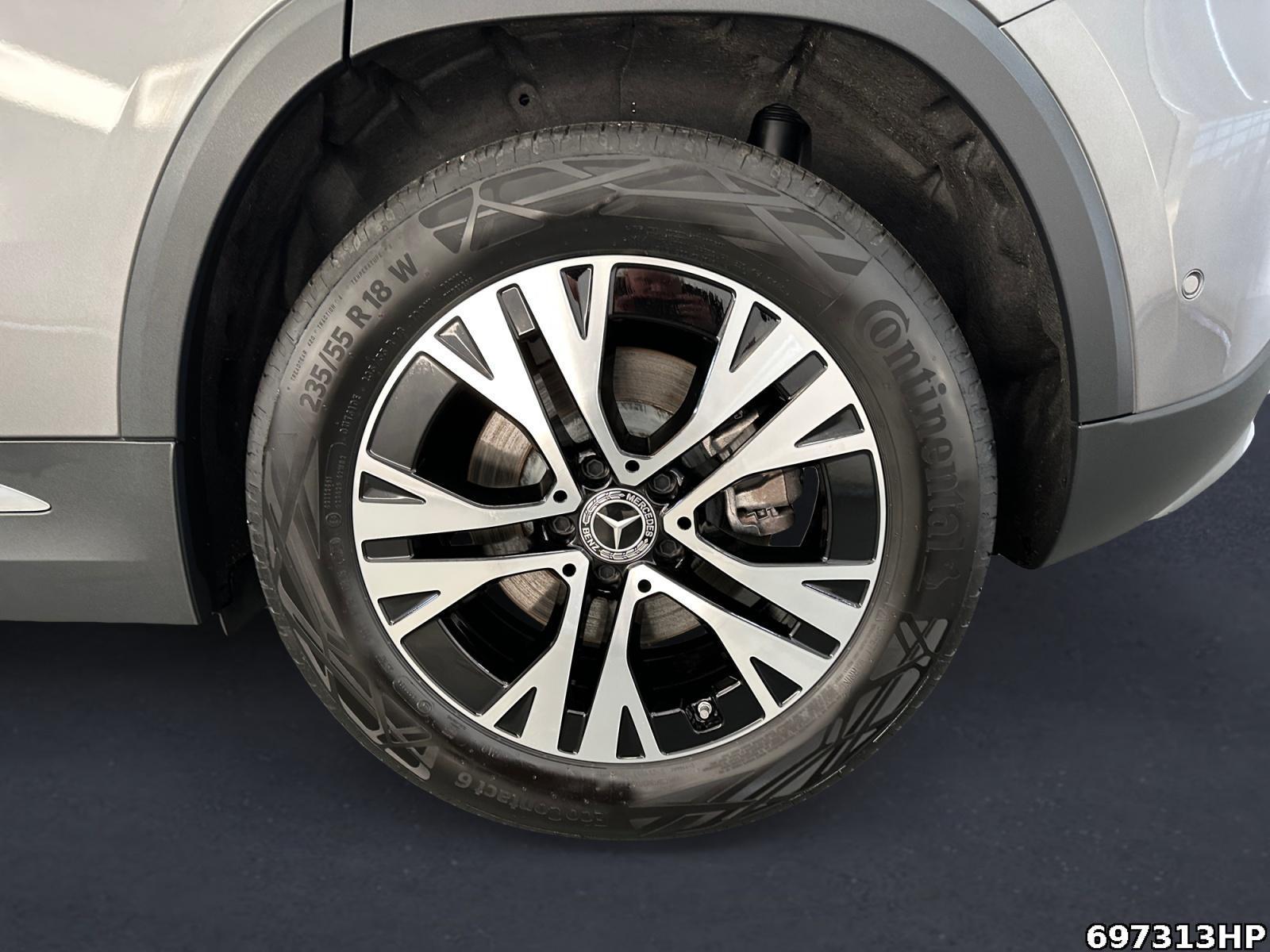 Fahrzeugabbildung Mercedes-Benz GLA 220 4M Progressive Offroad AHK Lenkradhzg