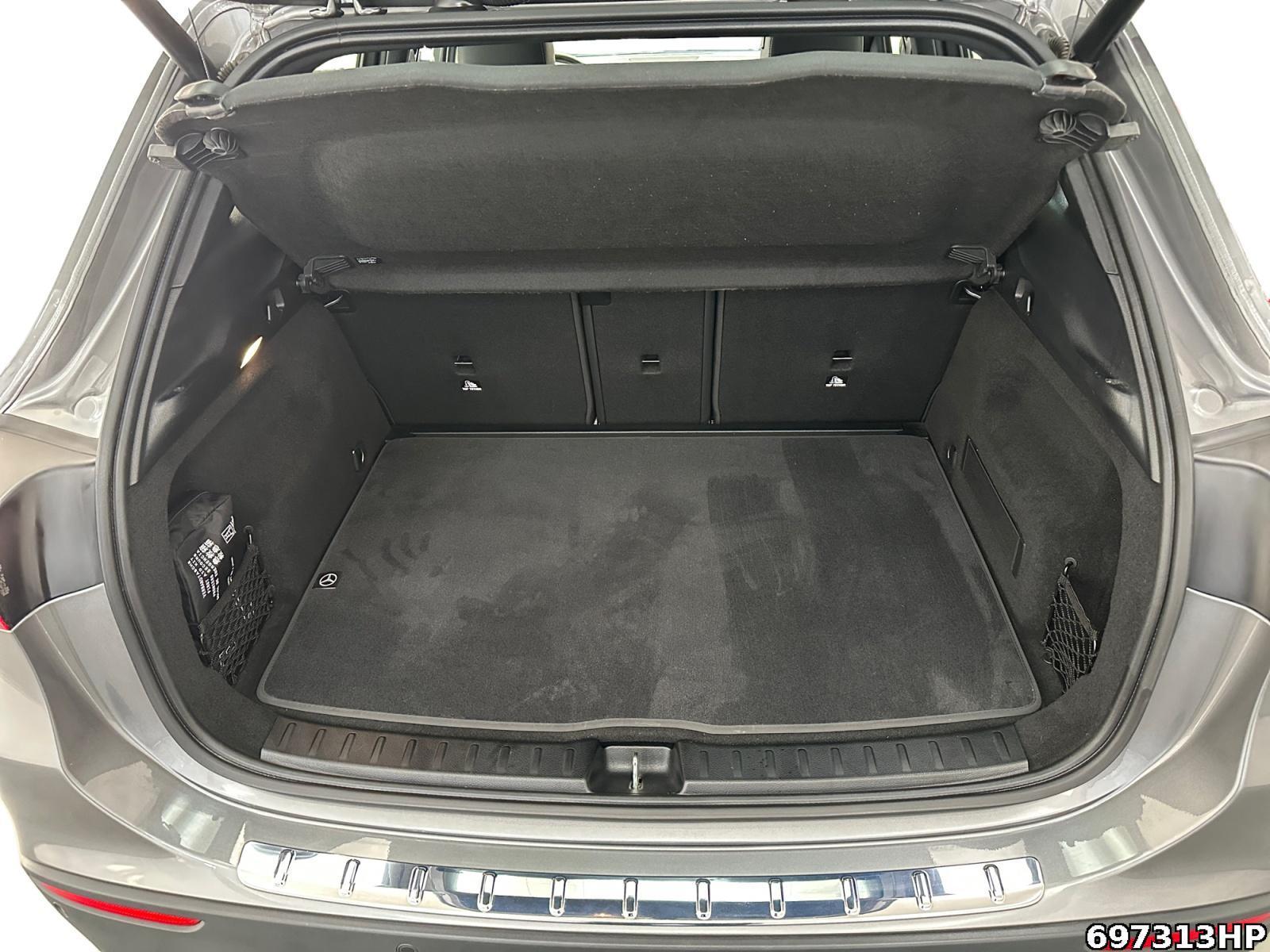 Fahrzeugabbildung Mercedes-Benz GLA 220 4M Progressive Offroad AHK Lenkradhzg