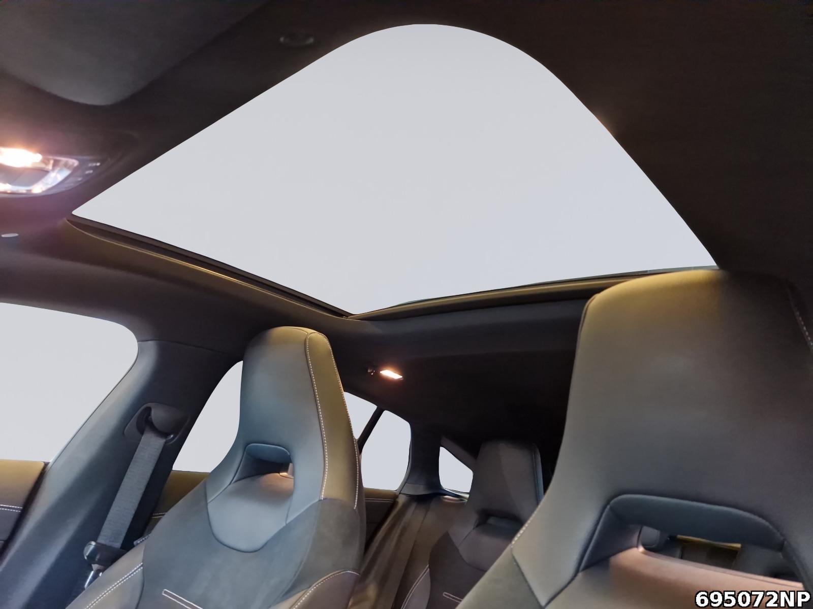 Fahrzeugabbildung Mercedes-Benz CLA 250 Shooting Brake e AMG Line EDITION 2020
