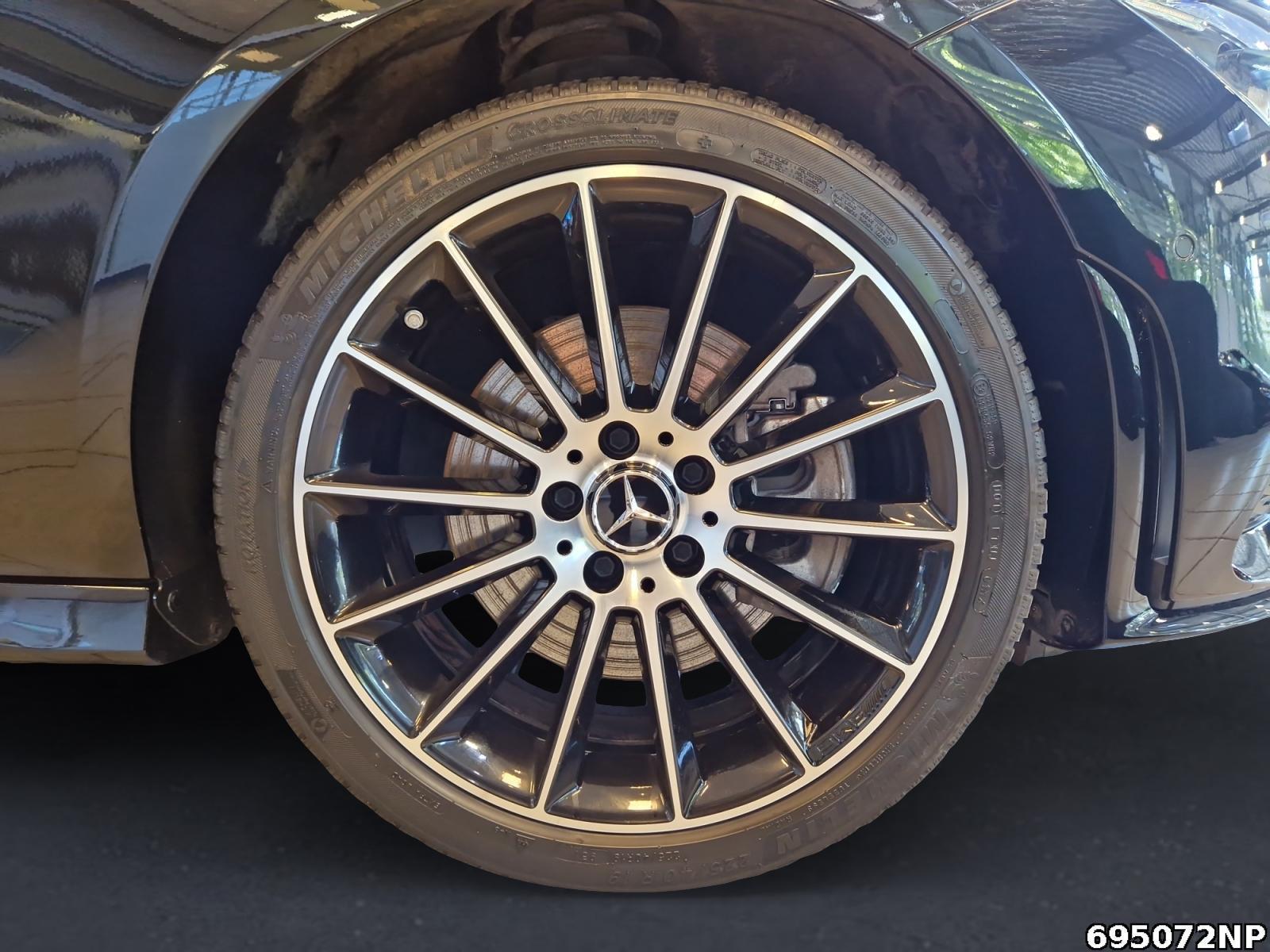 Fahrzeugabbildung Mercedes-Benz CLA 250 Shooting Brake e AMG Line EDITION 2020