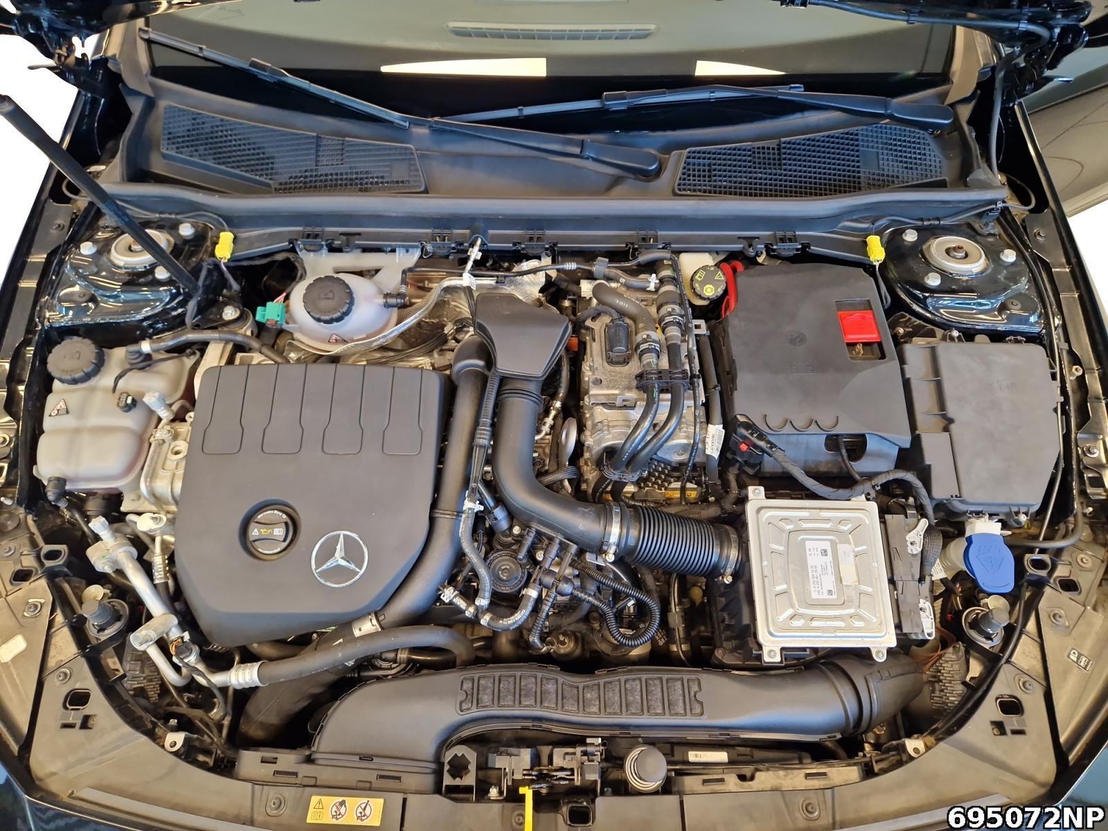 Fahrzeugabbildung Mercedes-Benz CLA 250 Shooting Brake e AMG Line EDITION 2020