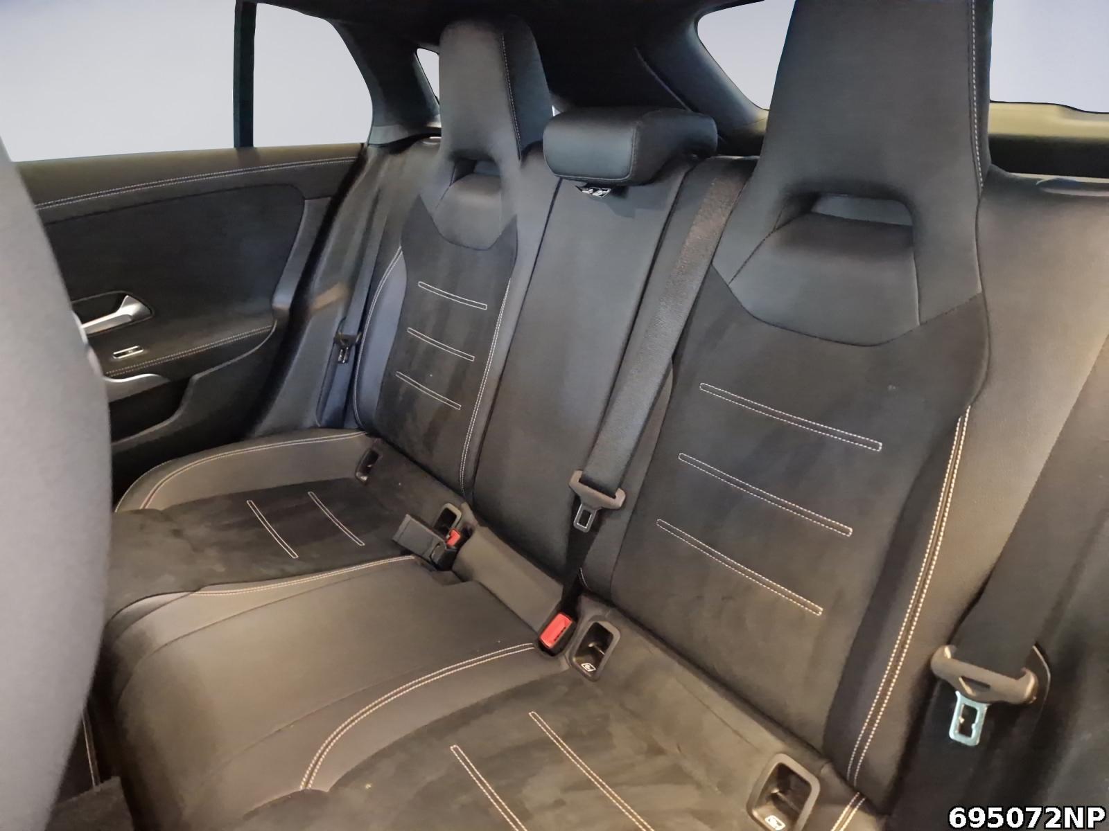 Fahrzeugabbildung Mercedes-Benz CLA 250 Shooting Brake e AMG Line EDITION 2020