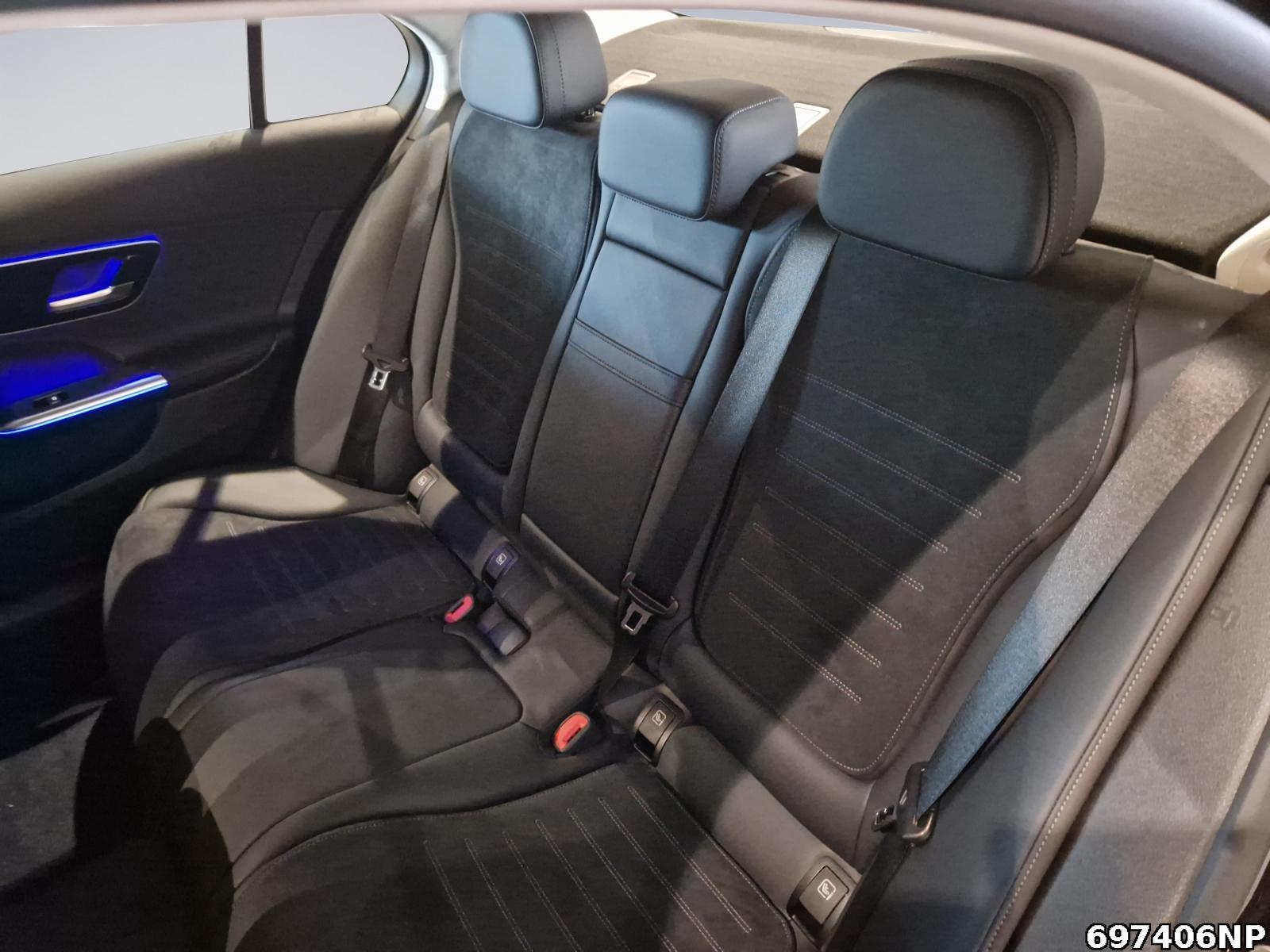 Fahrzeugabbildung Mercedes-Benz C 200 d AMG Line LED Navi 360° Memory Ambiente