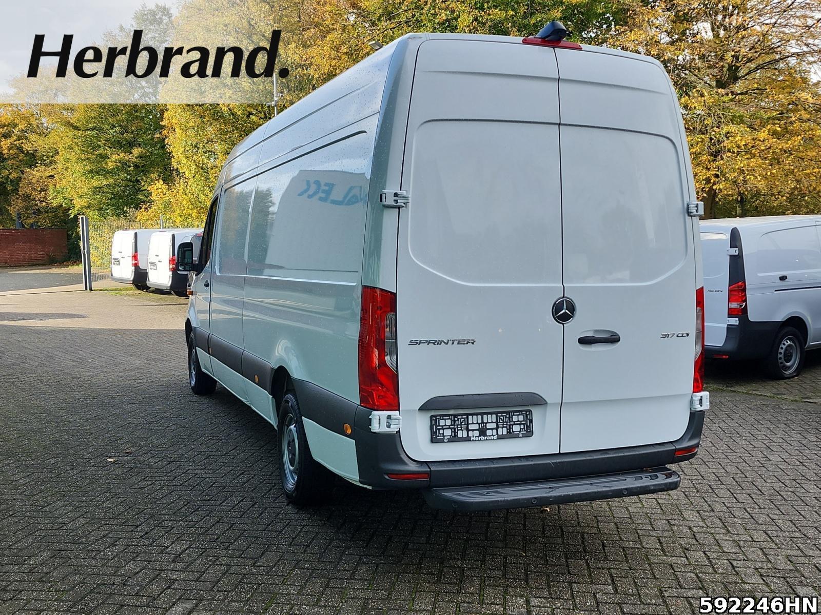 Fahrzeugabbildung Mercedes-Benz Sprinter 317 CDI Kasten*Maxi*MBUX*360Kamera*