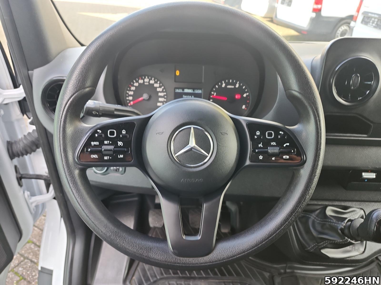 Fahrzeugabbildung Mercedes-Benz Sprinter 317 CDI Kasten*Maxi*MBUX*360Kamera*