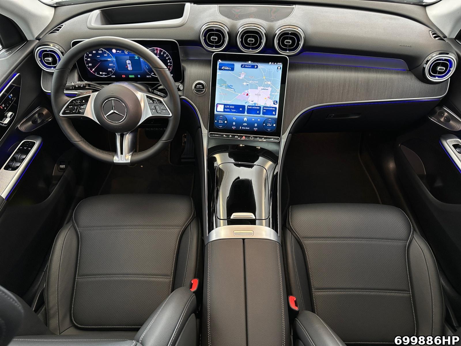 Fahrzeugabbildung Mercedes-Benz GLC 300 e 4M Avantgarde AHK Pano BURMESTER 360°