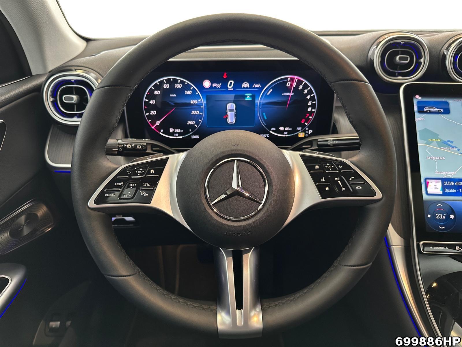 Fahrzeugabbildung Mercedes-Benz GLC 300 e 4M Avantgarde AHK Pano BURMESTER 360°
