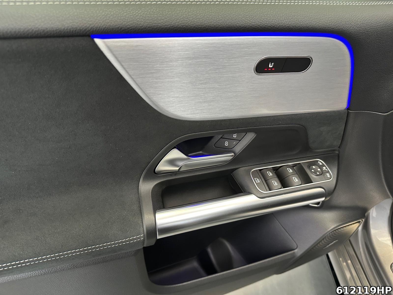 Fahrzeugabbildung Mercedes-Benz B 250 e Edition AMG Line AHK Pano Head-up 360°