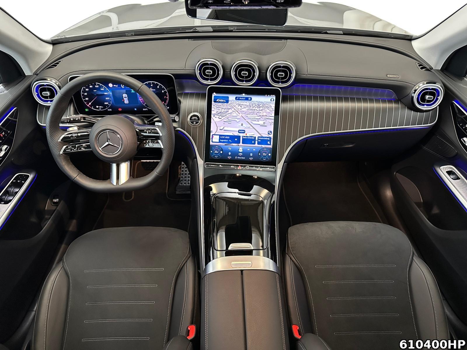 Fahrzeugabbildung Mercedes-Benz GLC 300 4M AMG Pano AHK Memory Kamera Totw. 20