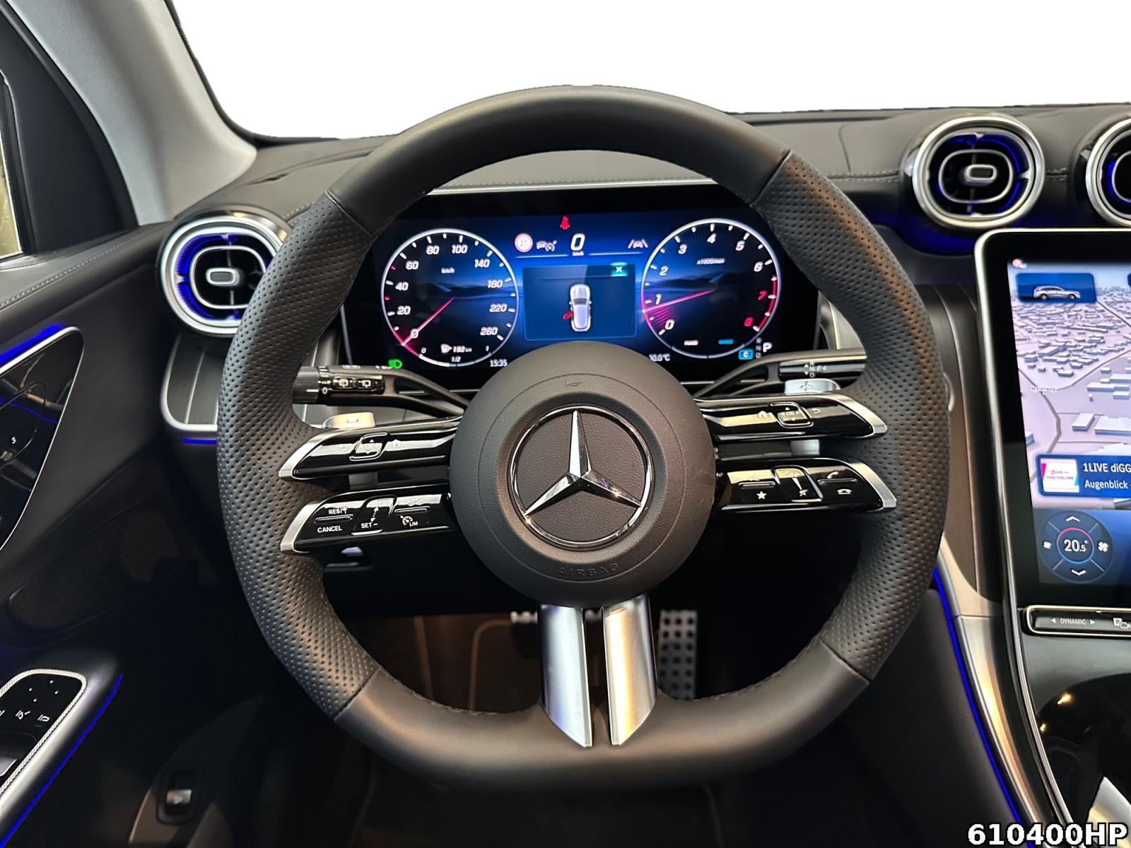 Fahrzeugabbildung Mercedes-Benz GLC 300 4M AMG Pano AHK Memory Kamera Totw. 20