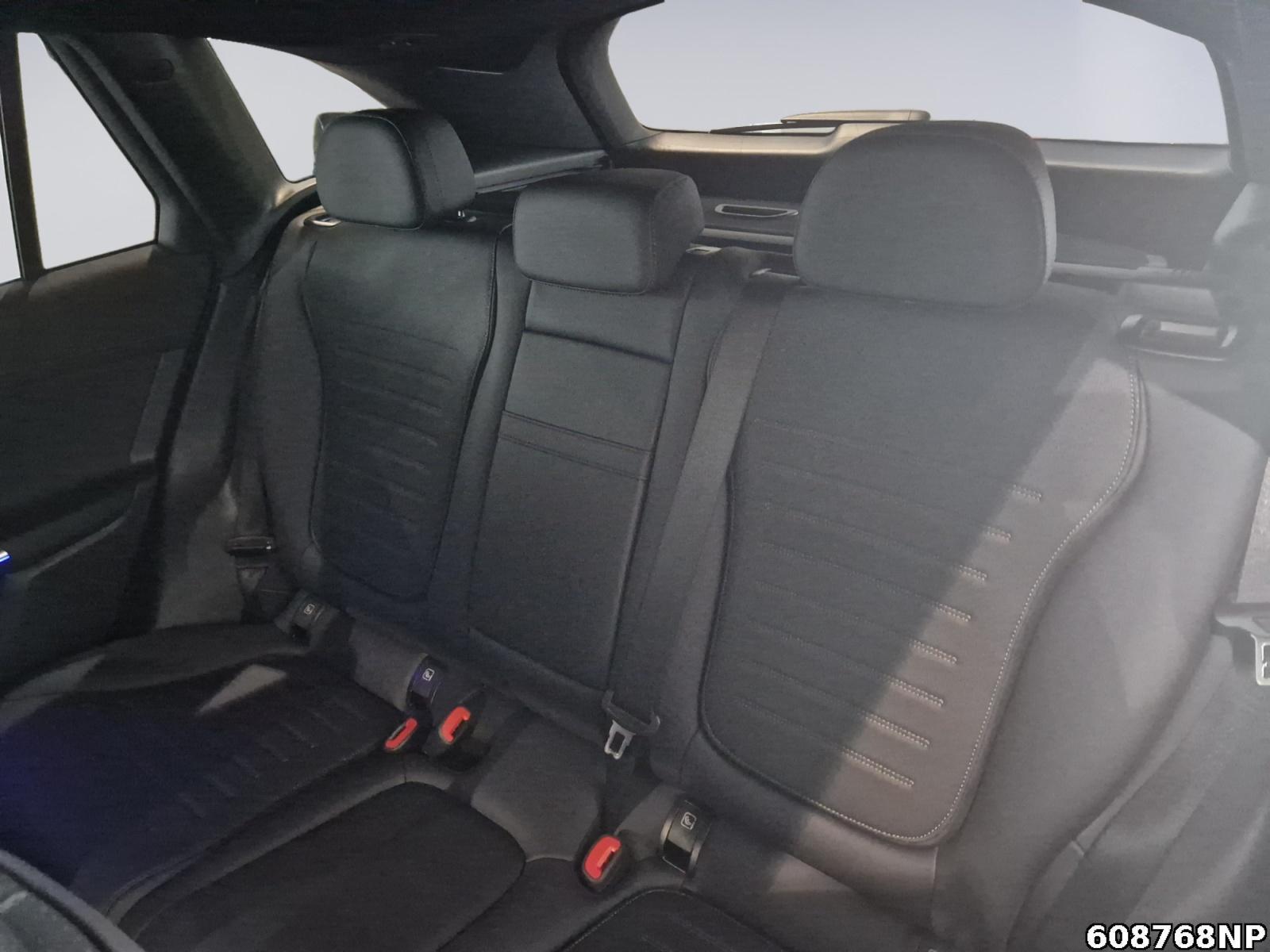 Fahrzeugabbildung Mercedes-Benz GLC 300 e 4M AMG Night Ambiente LED Memory AHK