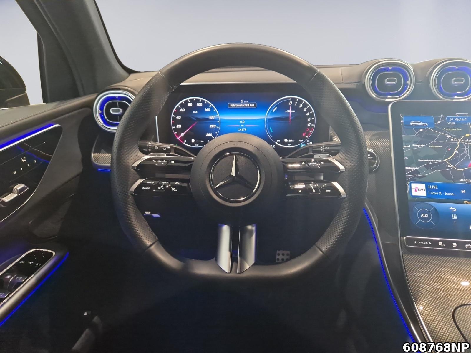 Fahrzeugabbildung Mercedes-Benz GLC 300 e 4M AMG Night Ambiente LED Memory AHK