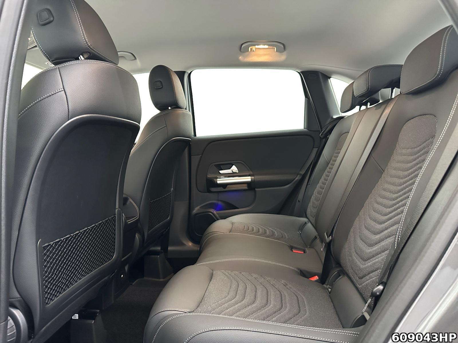Fahrzeugabbildung Mercedes-Benz B 200 Progressive MULTIBEAM KEYLESS AH3K 60°-K