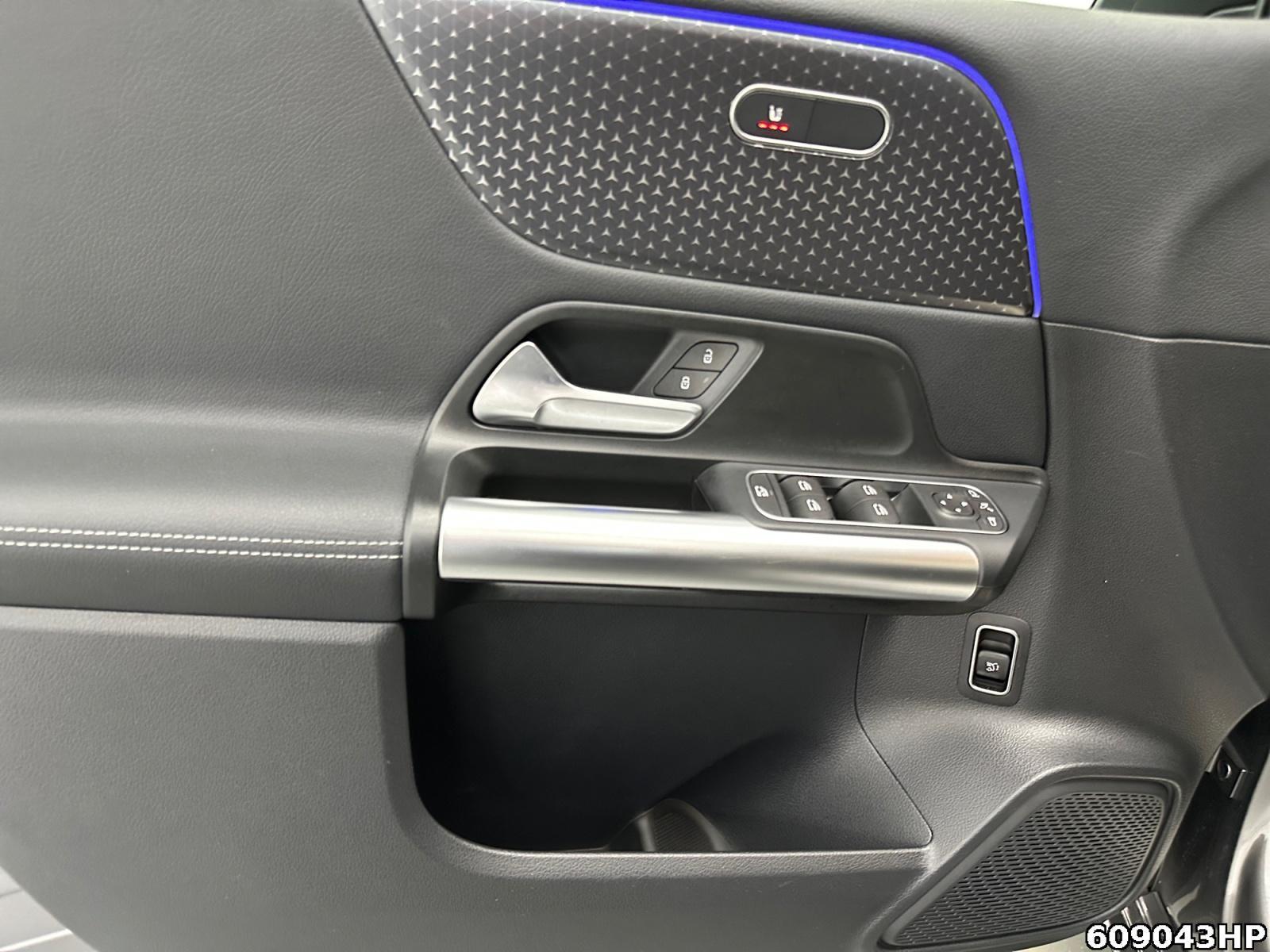 Fahrzeugabbildung Mercedes-Benz B 200 Progressive MULTIBEAM KEYLESS AH3K 60°-K