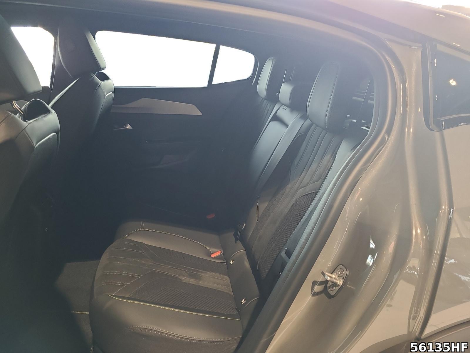 Fahrzeugabbildung Peugeot 408 GT Mildhiybrid*Navi*Sitzheizung*Kamera