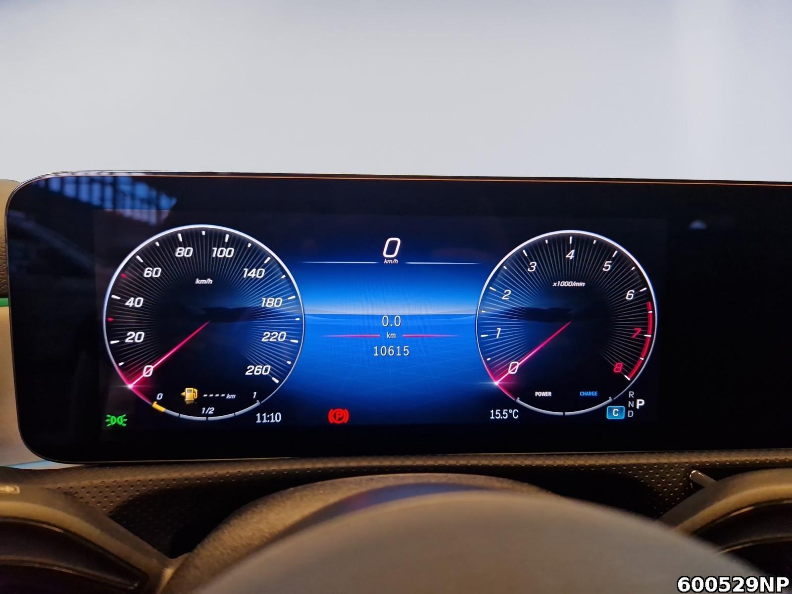 Fahrzeugabbildung Mercedes-Benz A 250 4M AMG Pano Night KEYLESS Kamera CarPlay