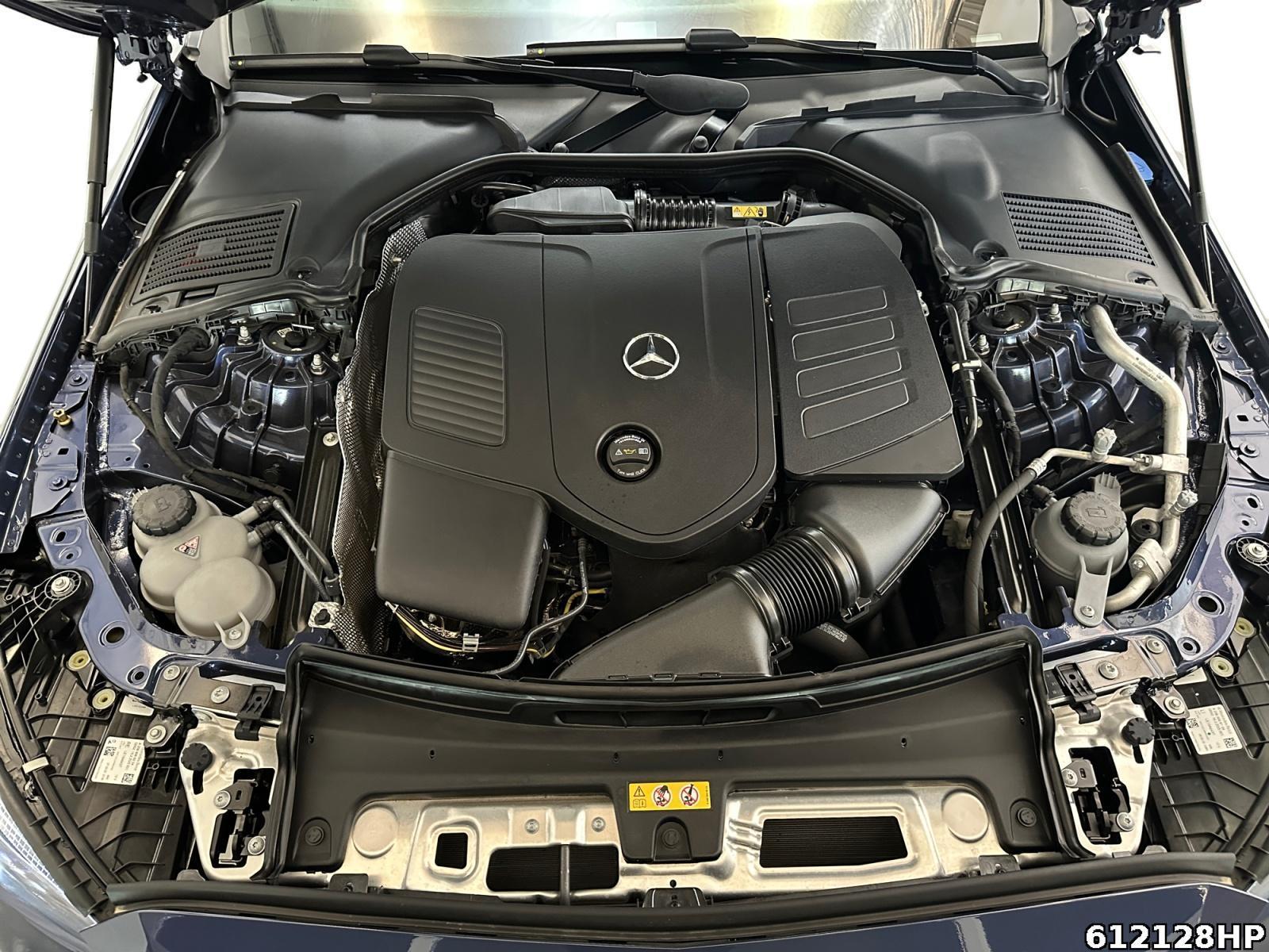 Fahrzeugabbildung Mercedes-Benz C 180 AMG Ambiente KameraLenkradhzg Sitzhzg LED