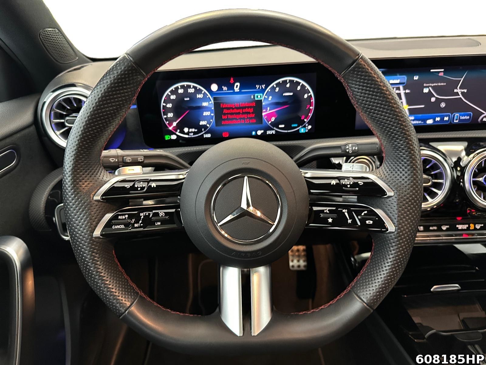 Fahrzeugabbildung Mercedes-Benz A 220 4M AMG Line Pano AHK 360° Sound Ambiente