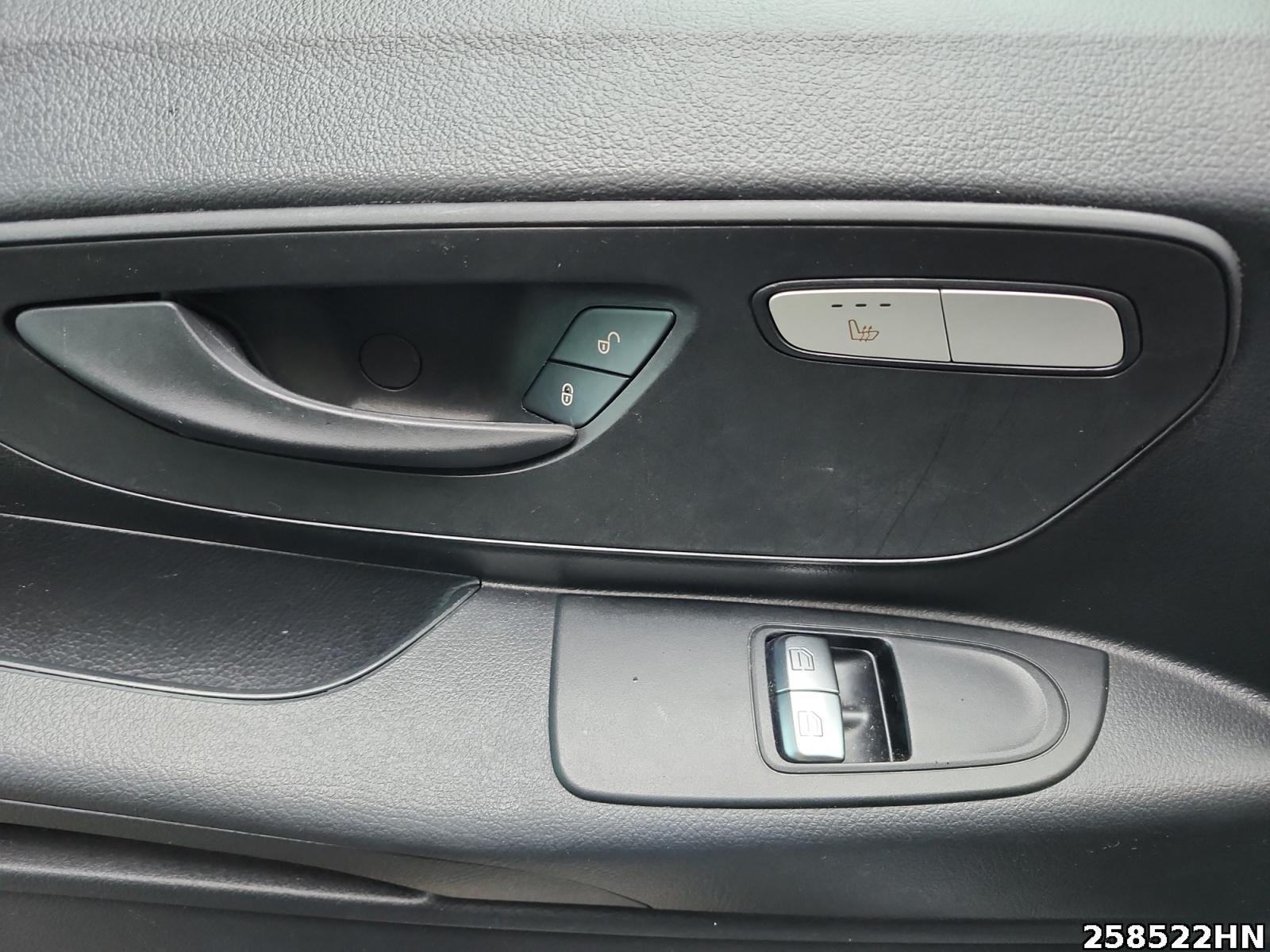 Fahrzeugabbildung Mercedes-Benz Vito 114 CDI Kasten lang*LED*AHK2500kg*Kamera*