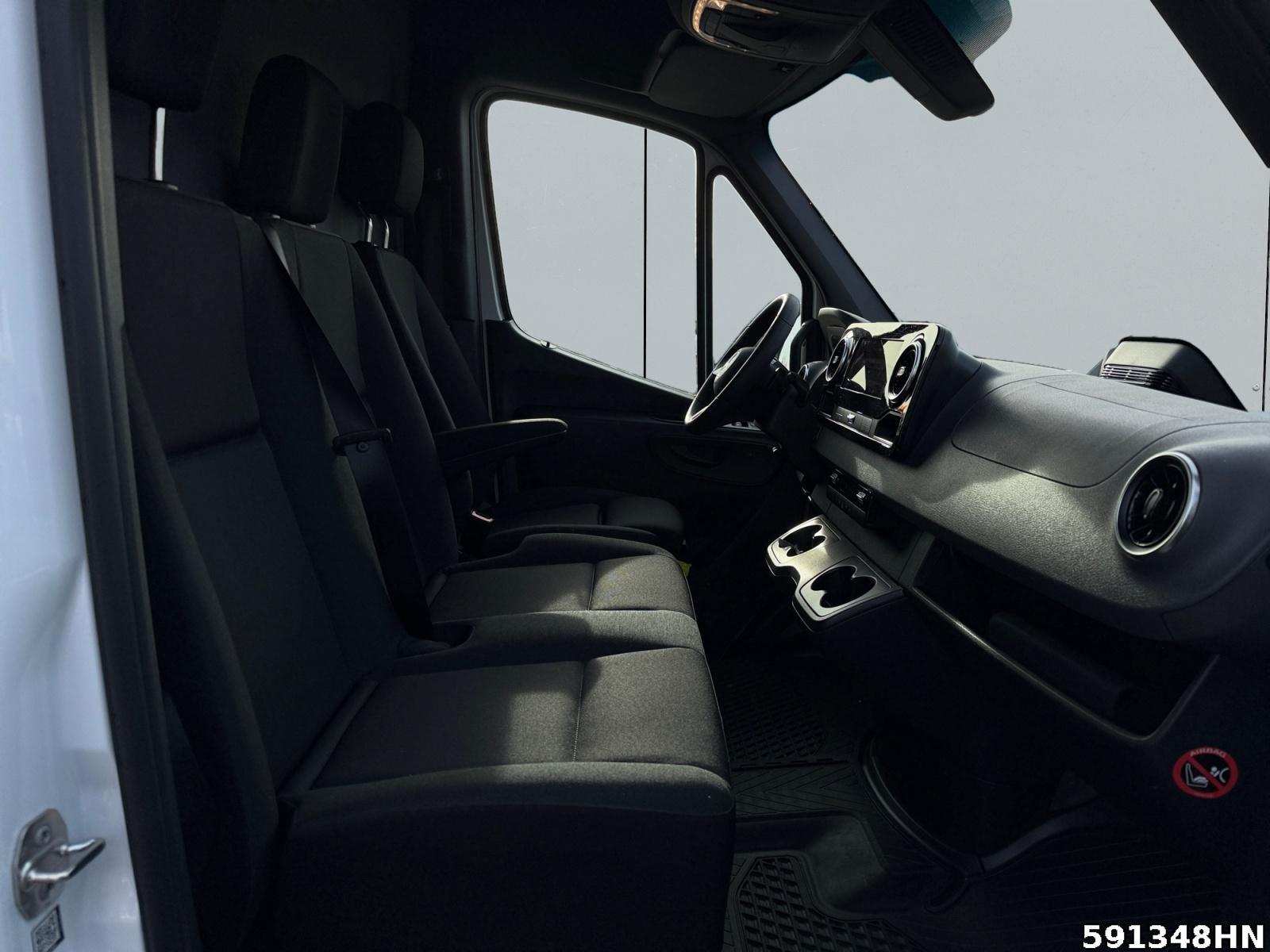 Fahrzeugabbildung Mercedes-Benz Sprinter 319 CDI