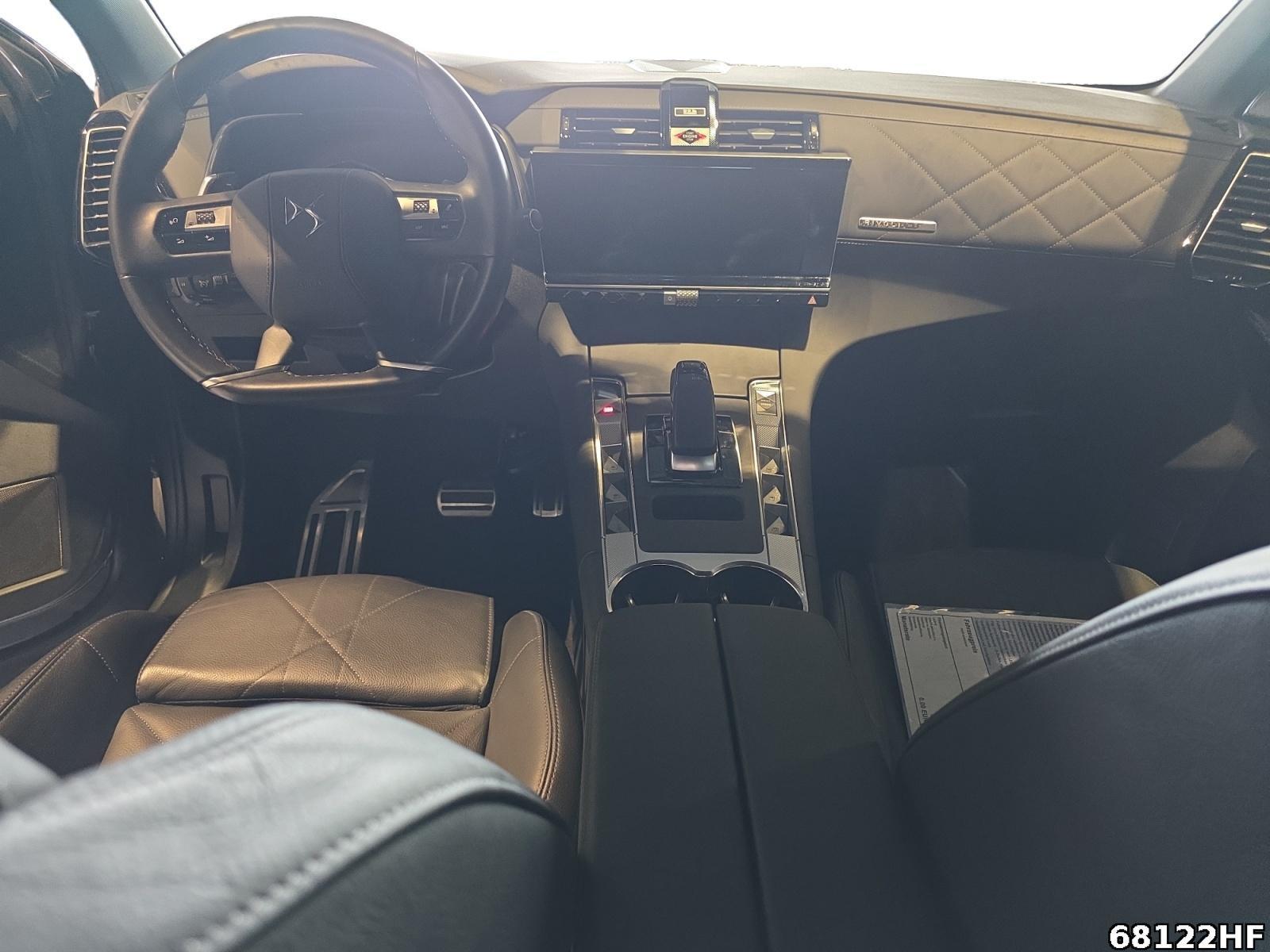 Fahrzeugabbildung DS Automobiles DS7 Crossback Rivoli +FOCAL+LED+