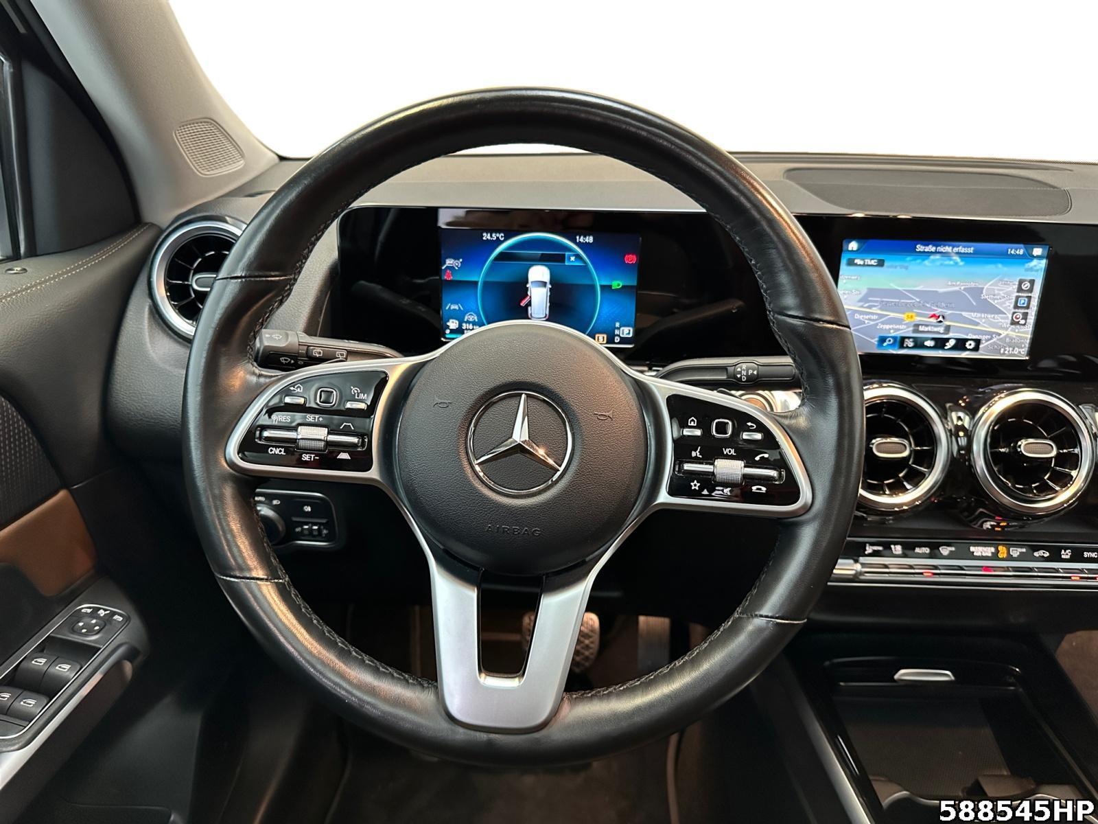 Fahrzeugabbildung Mercedes-Benz GLB 200 d Progressive DISTRONIC Panorama Kamera