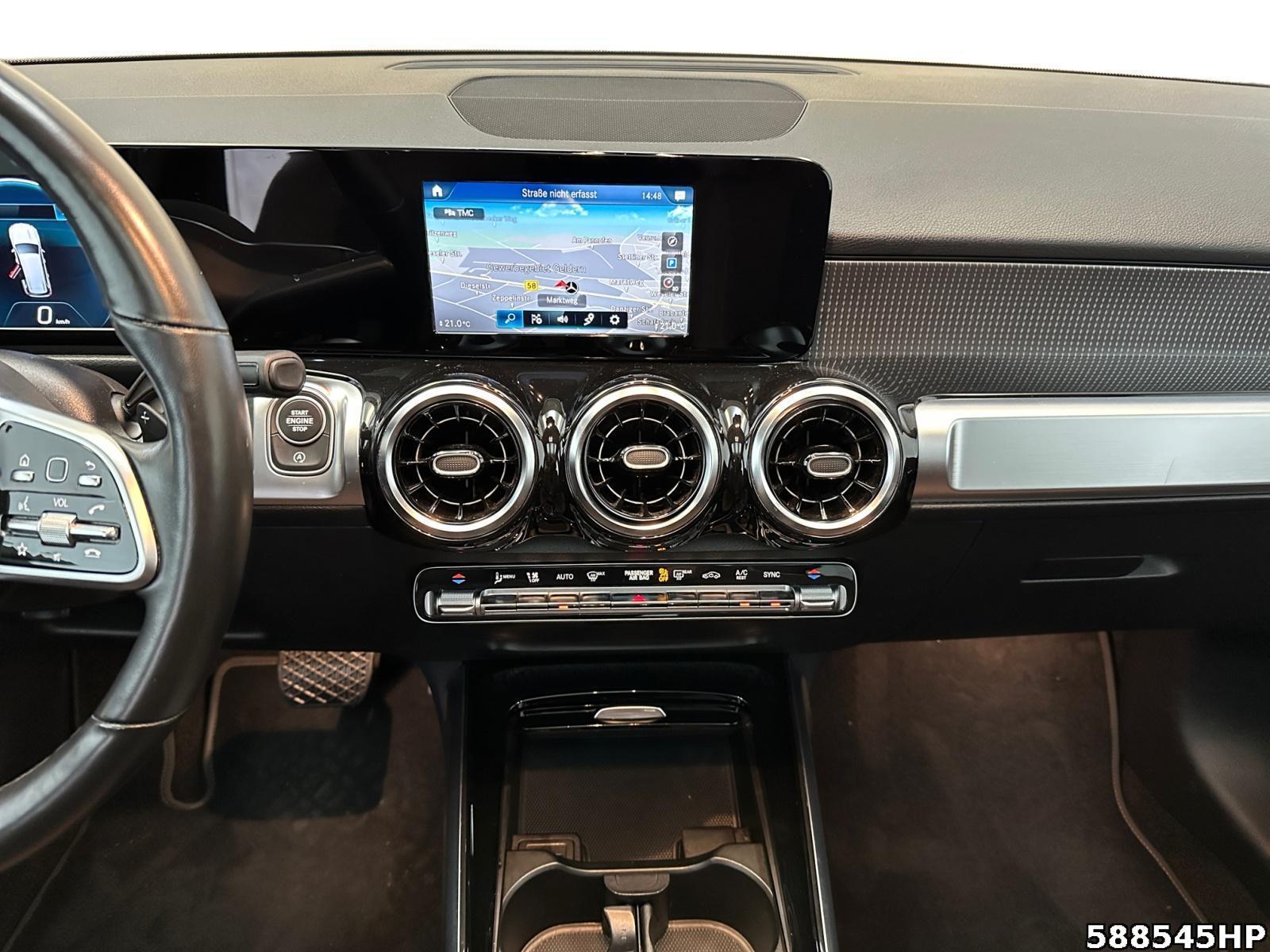 Fahrzeugabbildung Mercedes-Benz GLB 200 d Progressive DISTRONIC Panorama Kamera