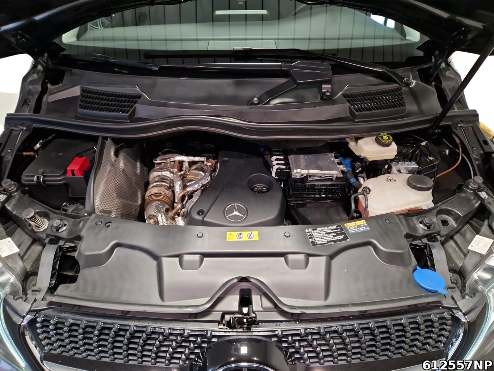 Fahrzeugabbildung Mercedes-Benz V 250 d 4M Avantgarde AMG Ed. lang AHK Burmester