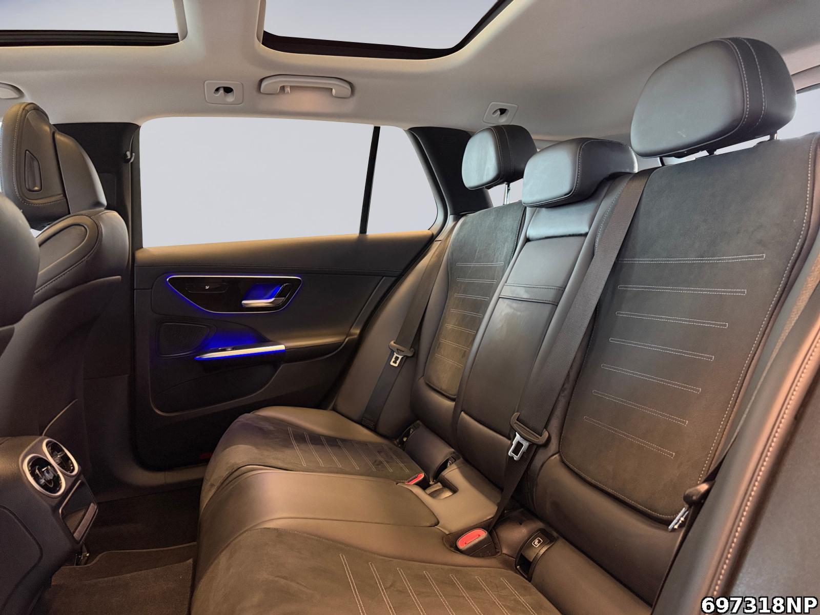 Fahrzeugabbildung Mercedes-Benz C 220 d T AMG Pano AHK Digital-Light Distronic