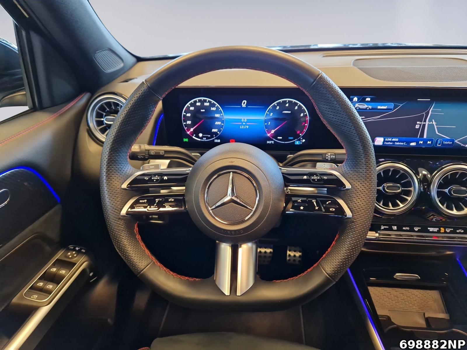Fahrzeugabbildung Mercedes-Benz GLB 250 4M AMG Pano AHK Adv. Sound Lenkradhzg