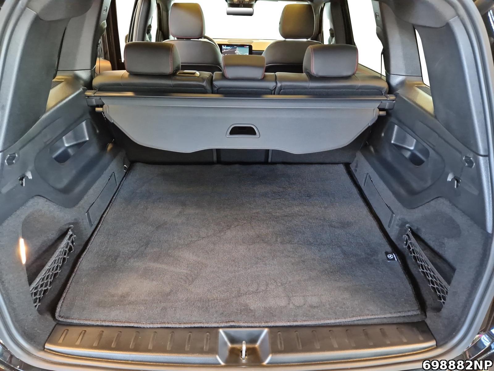Fahrzeugabbildung Mercedes-Benz GLB 250 4M AMG Pano AHK Adv. Sound Lenkradhzg