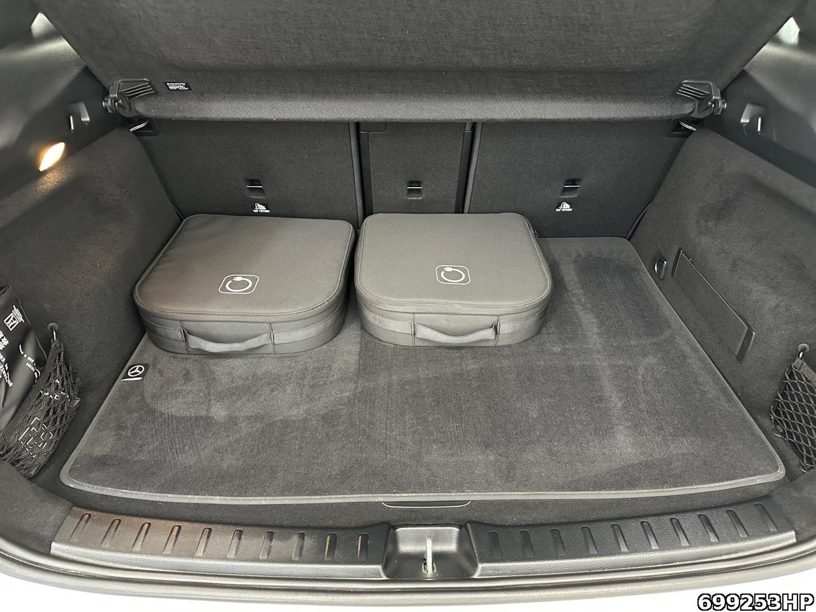 Fahrzeugabbildung Mercedes-Benz EQA 4M Progressive Advanced Kamera Totw.18