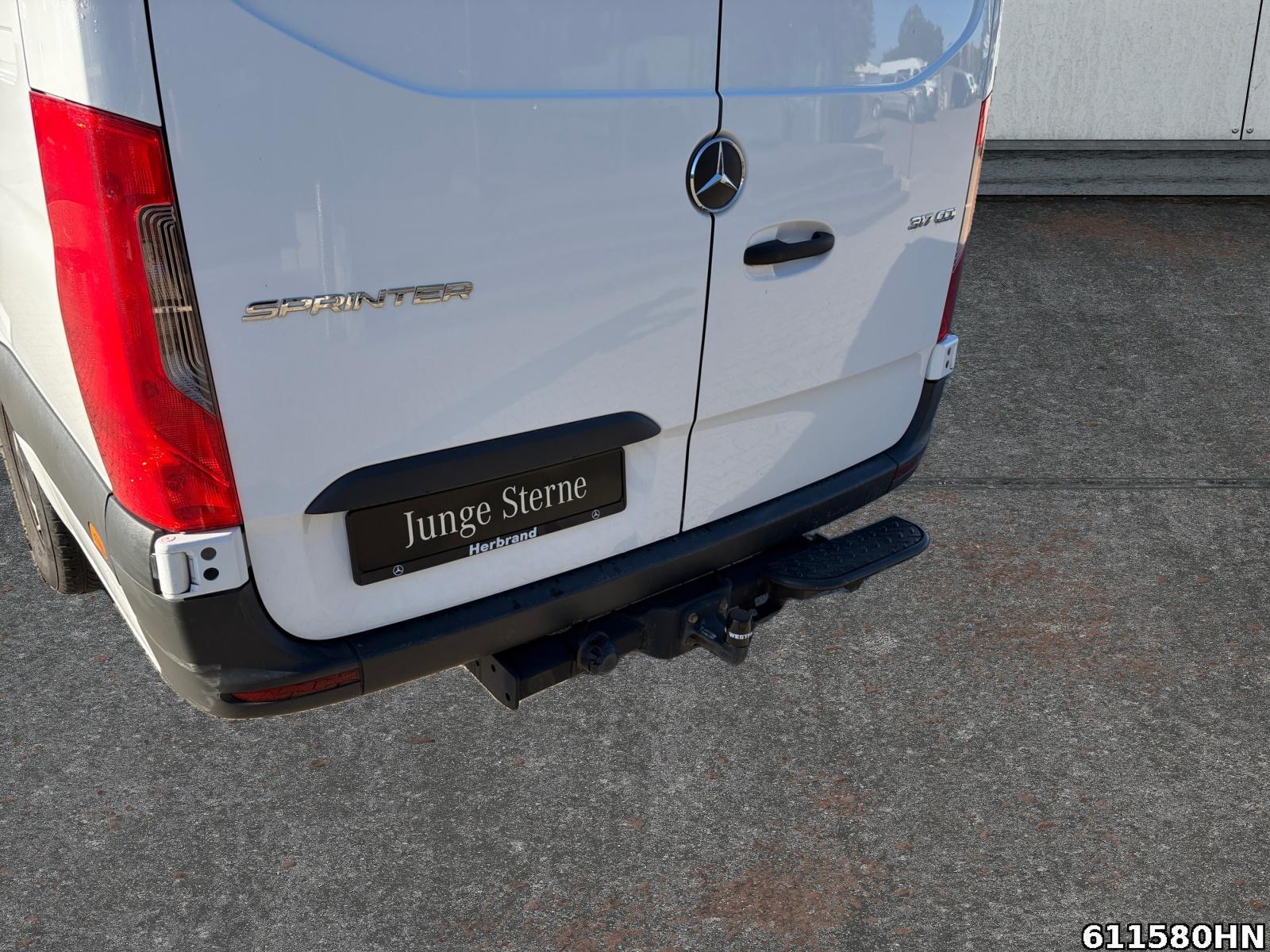 Fahrzeugabbildung Mercedes-Benz Sprinter 317 CDI *L3H2*AHK3,5t ab Werk*Klima*Kam