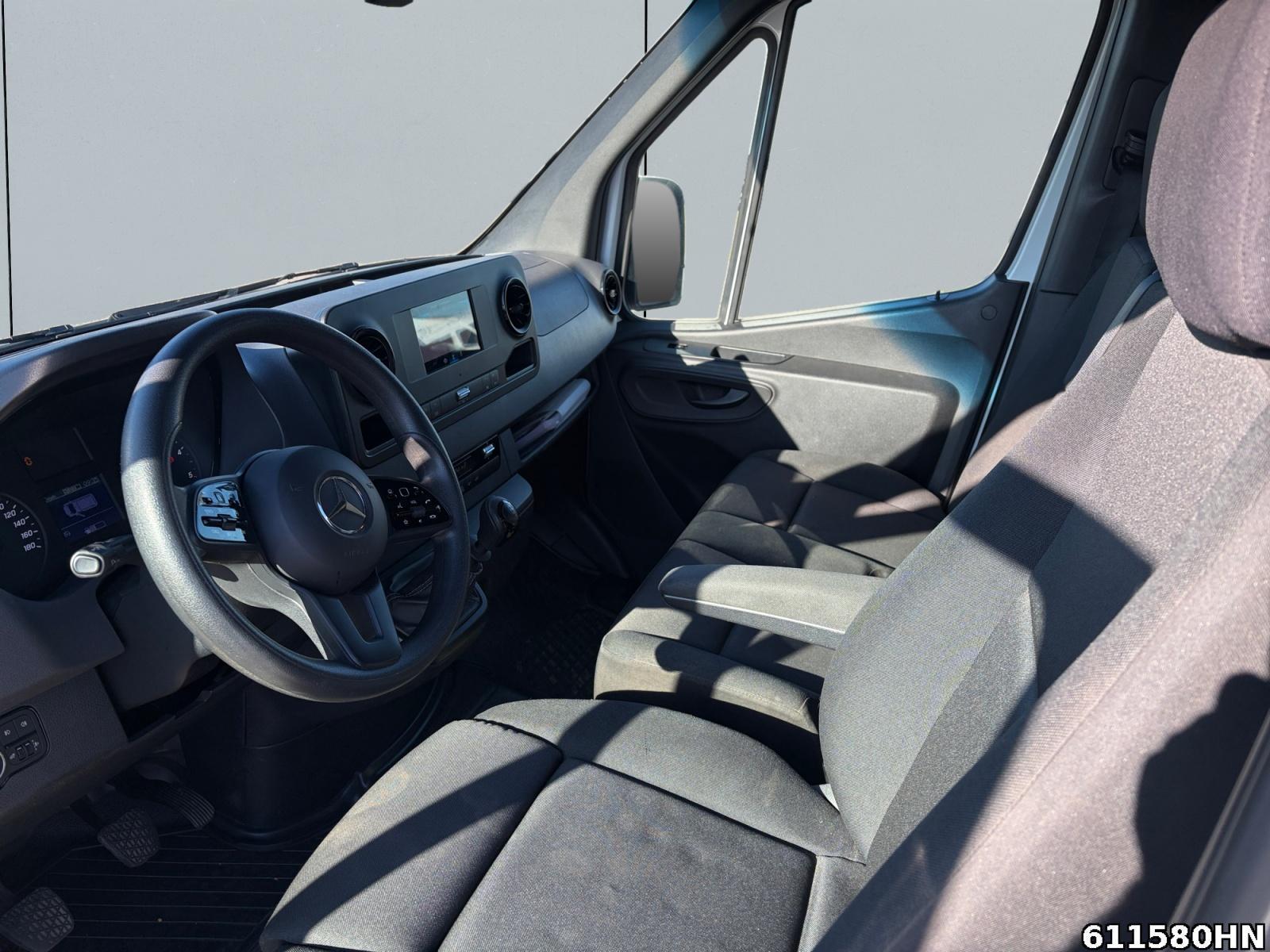 Fahrzeugabbildung Mercedes-Benz Sprinter 317 CDI *L3H2*AHK3,5t ab Werk*Klima*Kam